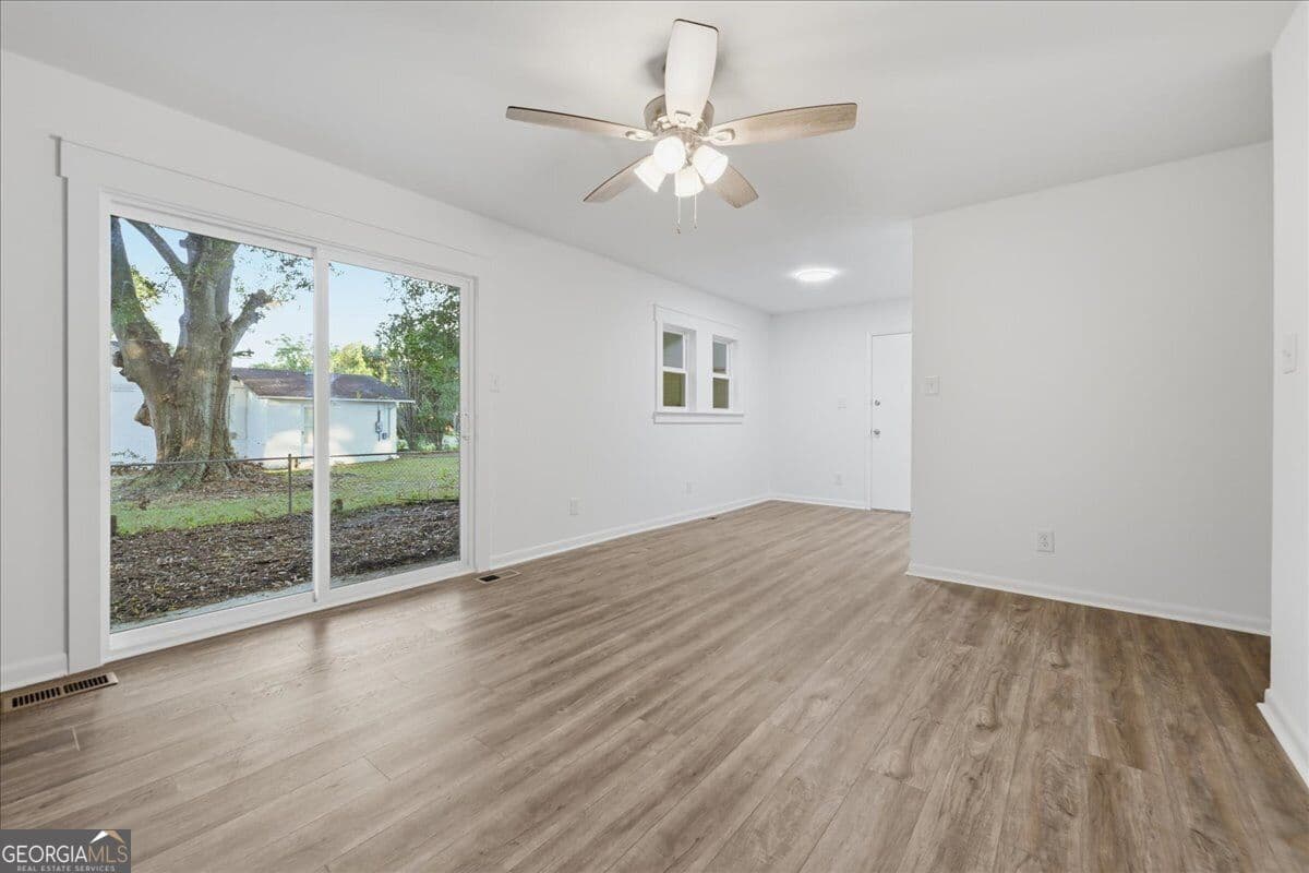 3 bedroom, 2 bathroom, 1,053 sq ft single family residence for sale at 338 Mike Street, Warner Robins, GA 31088 — photo 10