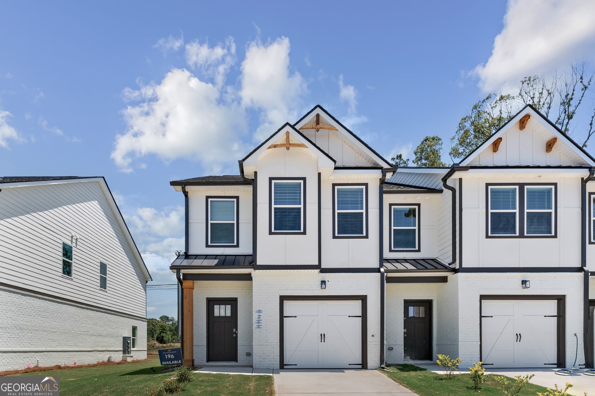 3 bedroom, 2.5 bathroom, 1,636 sq ft townhouse sold at 5260 Magnolia Grove Way, Gainesville, GA 30504