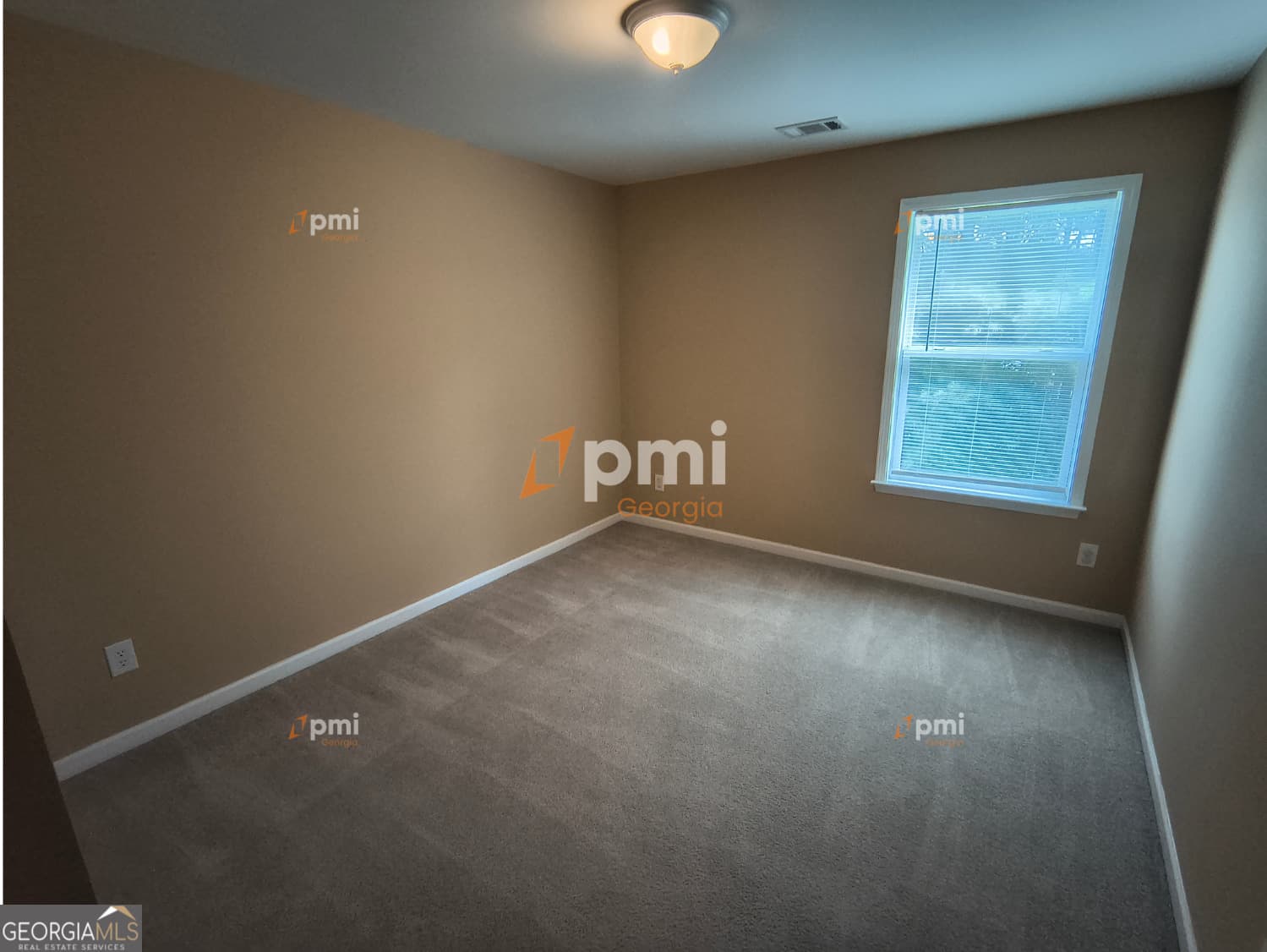 3 bedroom, 2.5 bathroom, 2,044 sq ft single family residence for rent at 350 Fairmont Way, Fairburn, GA 30213 for $2,025 a month — photo 10
