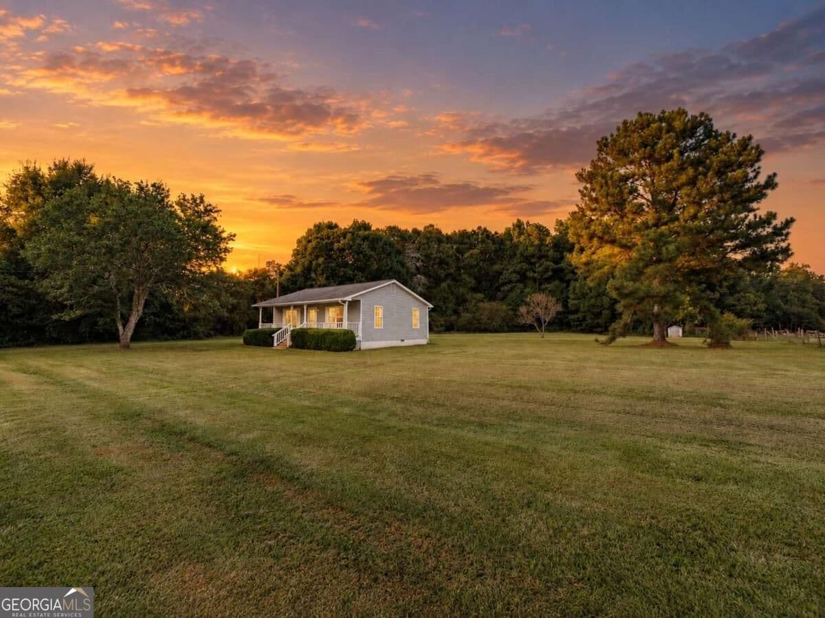 2 bedroom, 1 bathroom, 884 sq ft single family residence for sale at 984 Arnoldsville Road, Winterville, GA 30683 — photo 5