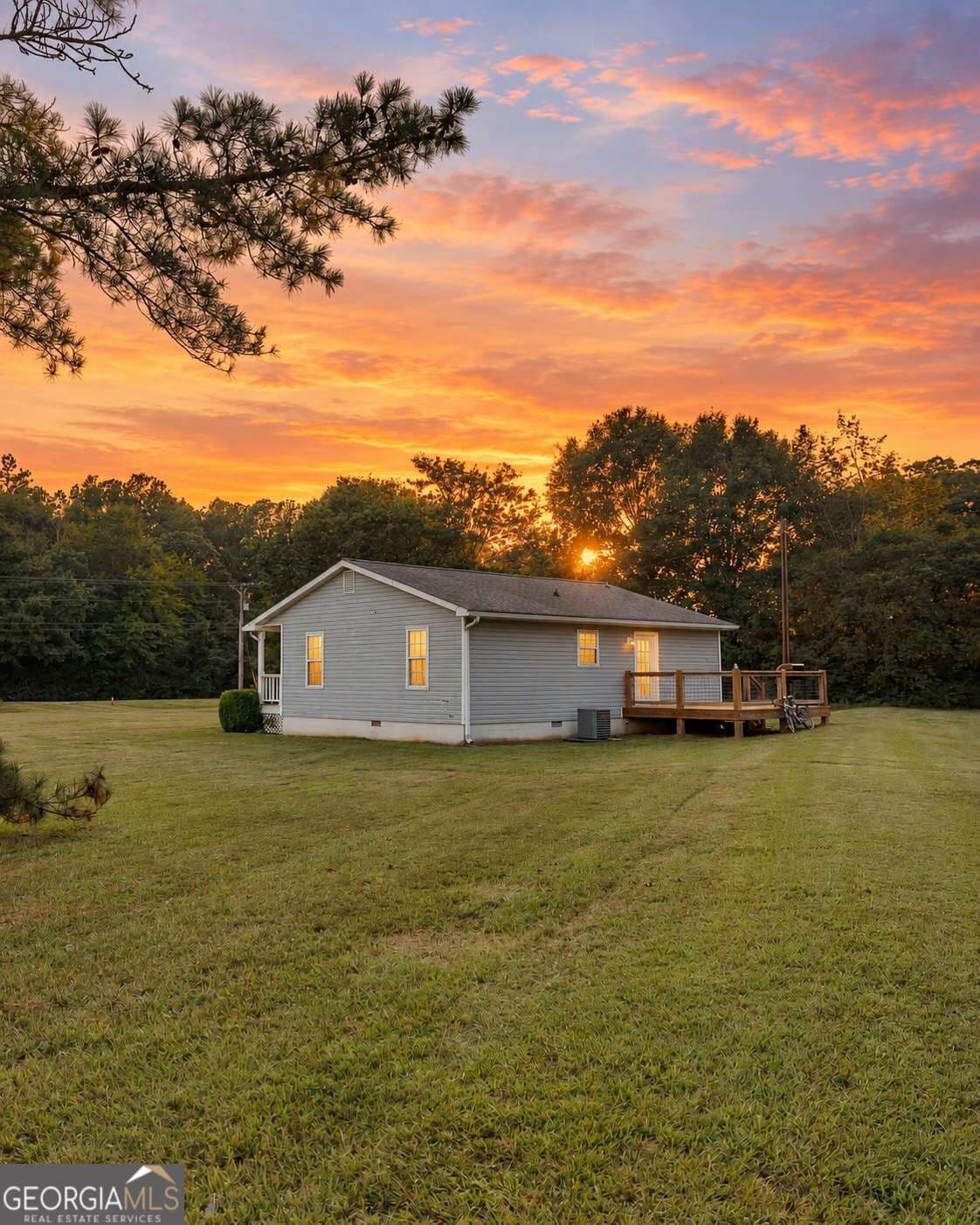 2 bedroom, 1 bathroom, 884 sq ft single family residence for sale at 984 Arnoldsville Road, Winterville, GA 30683 — photo 4