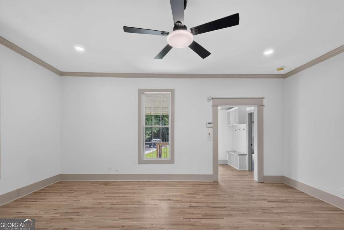 3 bedroom, 2 bathroom, 2,111 sq ft single family residence for sale at 1 Virginia Circle, Rome, GA 30161 — photo 9