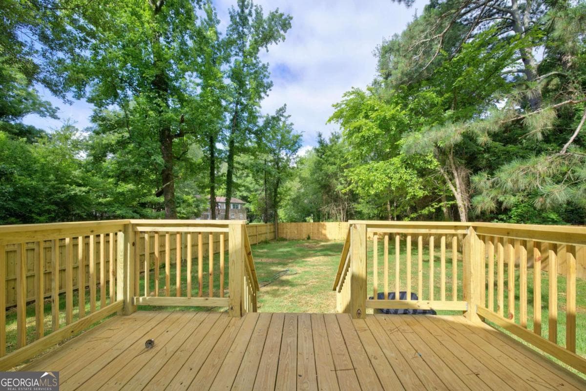 3 bedroom, 2 bathroom, 2,111 sq ft single family residence for sale at 1 Virginia Circle, Rome, GA 30161 — photo 4