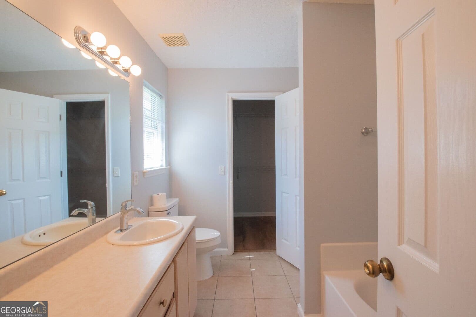 3 bedroom, 2 bathroom, 1,435 sq ft single family residence for sale at 120 Magnolia Court, Kingsland, GA 31548 — photo 10