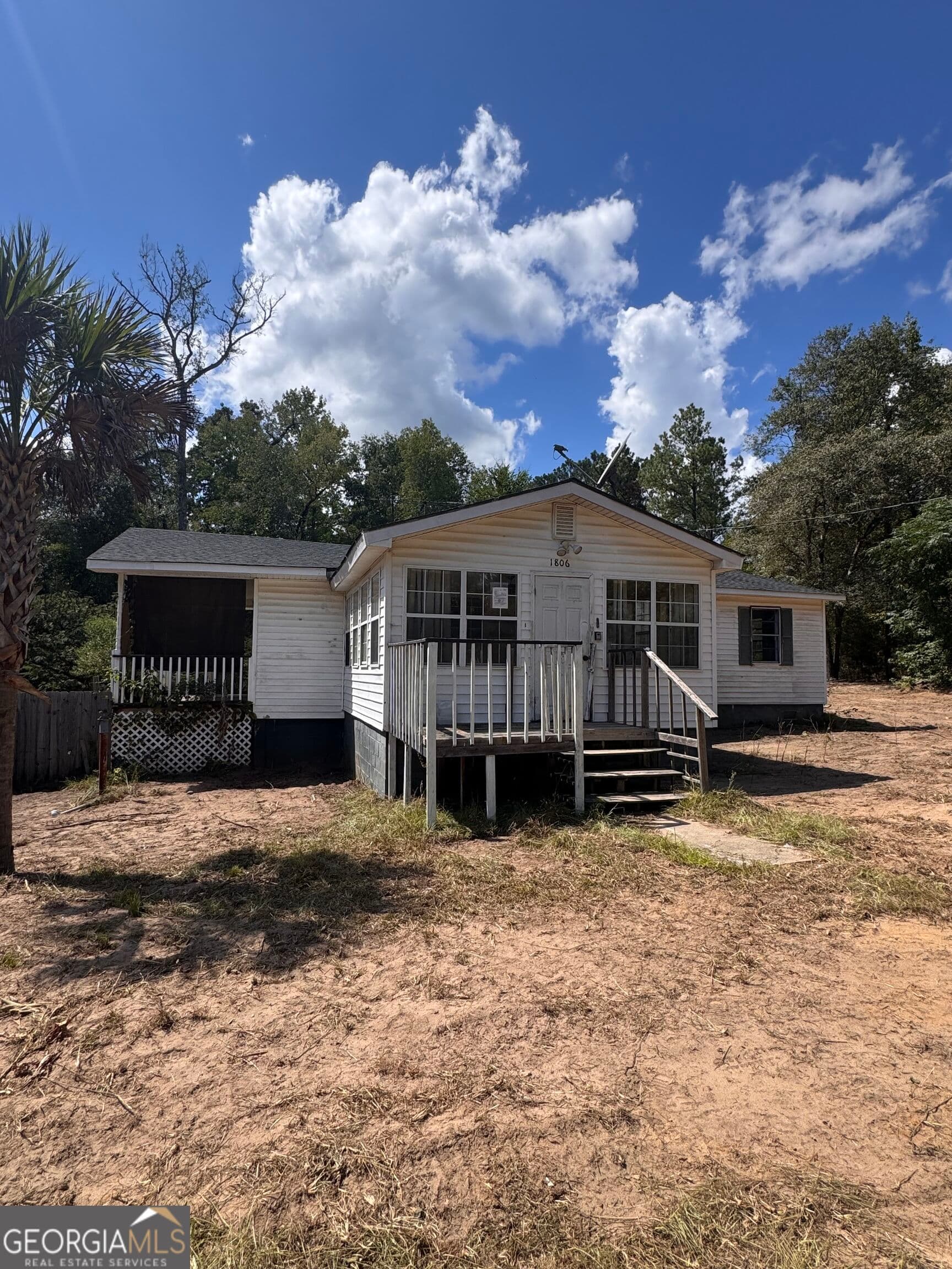 4 bedroom, 2 bathroom, 1,224 sq ft single family residence for sale at 1806 Trawick Road, Sandersville, GA 31082 — photo 1 of 28