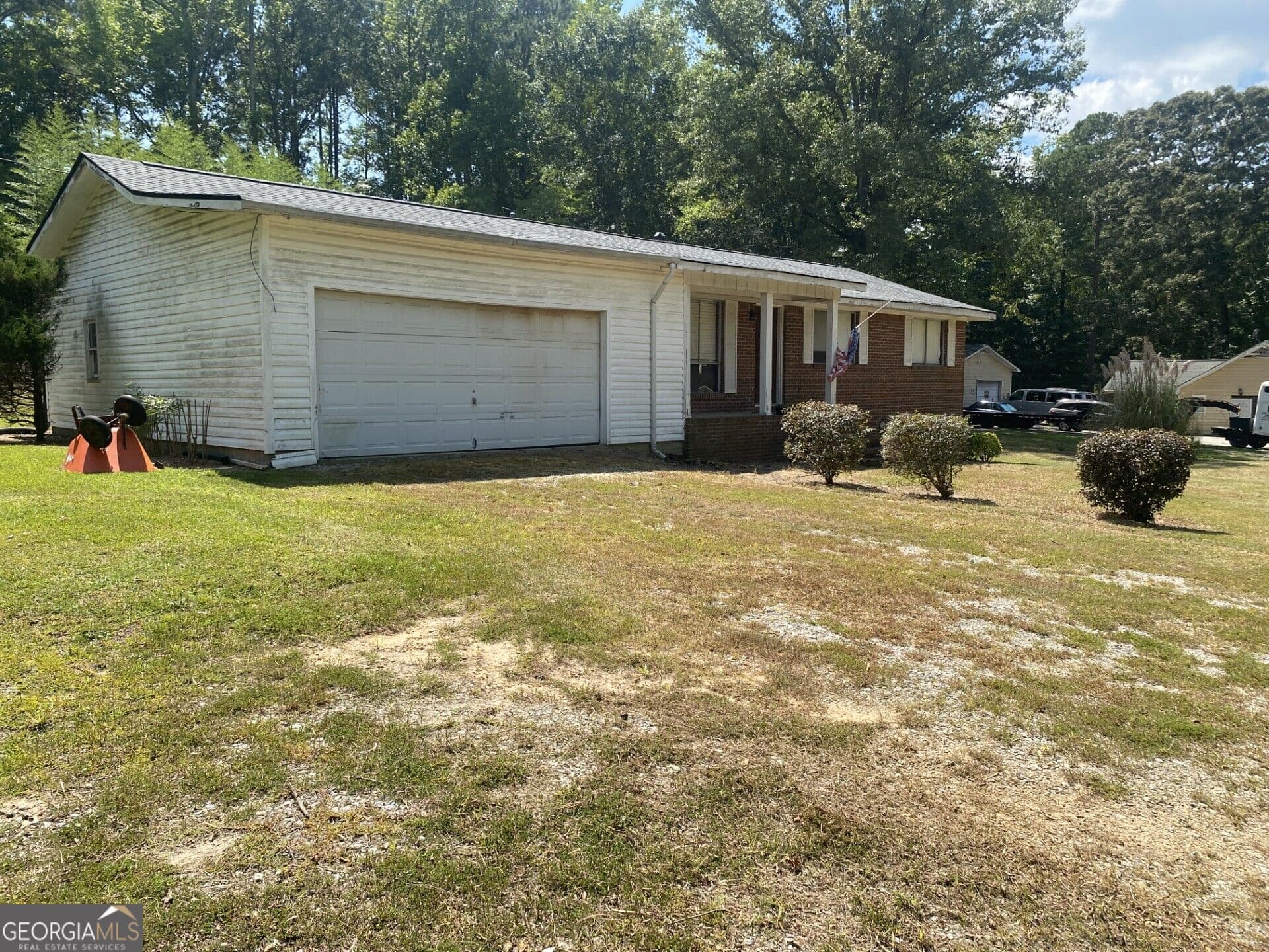 3 bedroom, 1 bathroom, 1,080 sq ft single family residence for sale at 1275 W Macedonia Church Road, Oxford, GA 30054 — photo 2