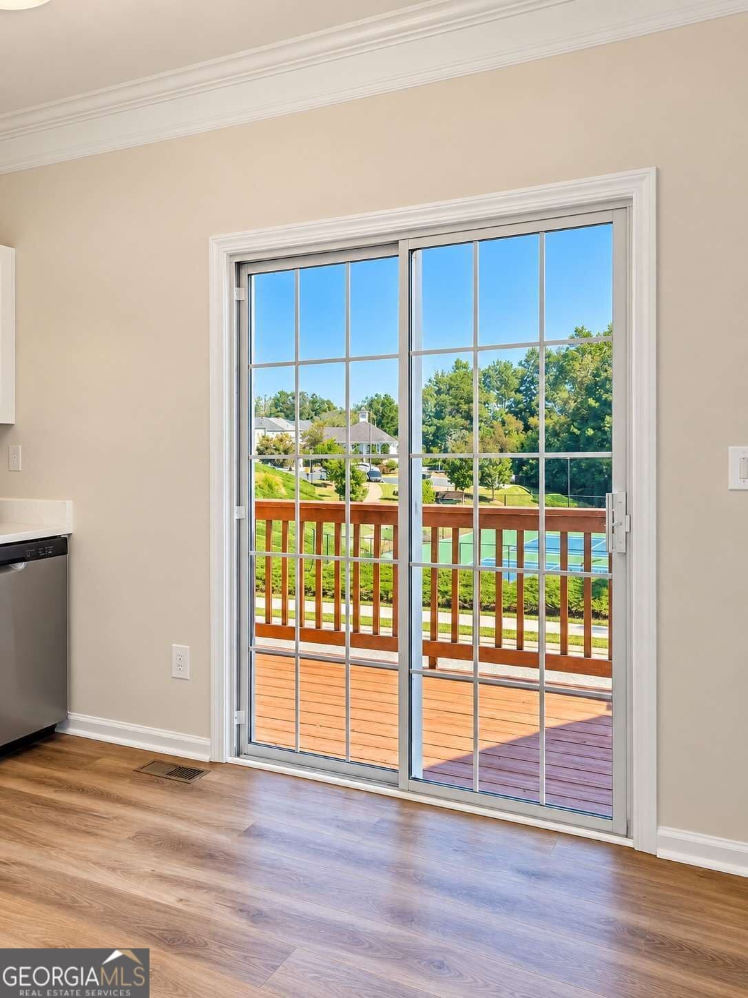 4 bedroom, 2.5 bathroom, 1,870 sq ft townhouse for sale at 724 Breeze Lane, Woodstock, GA 30188 — photo 10