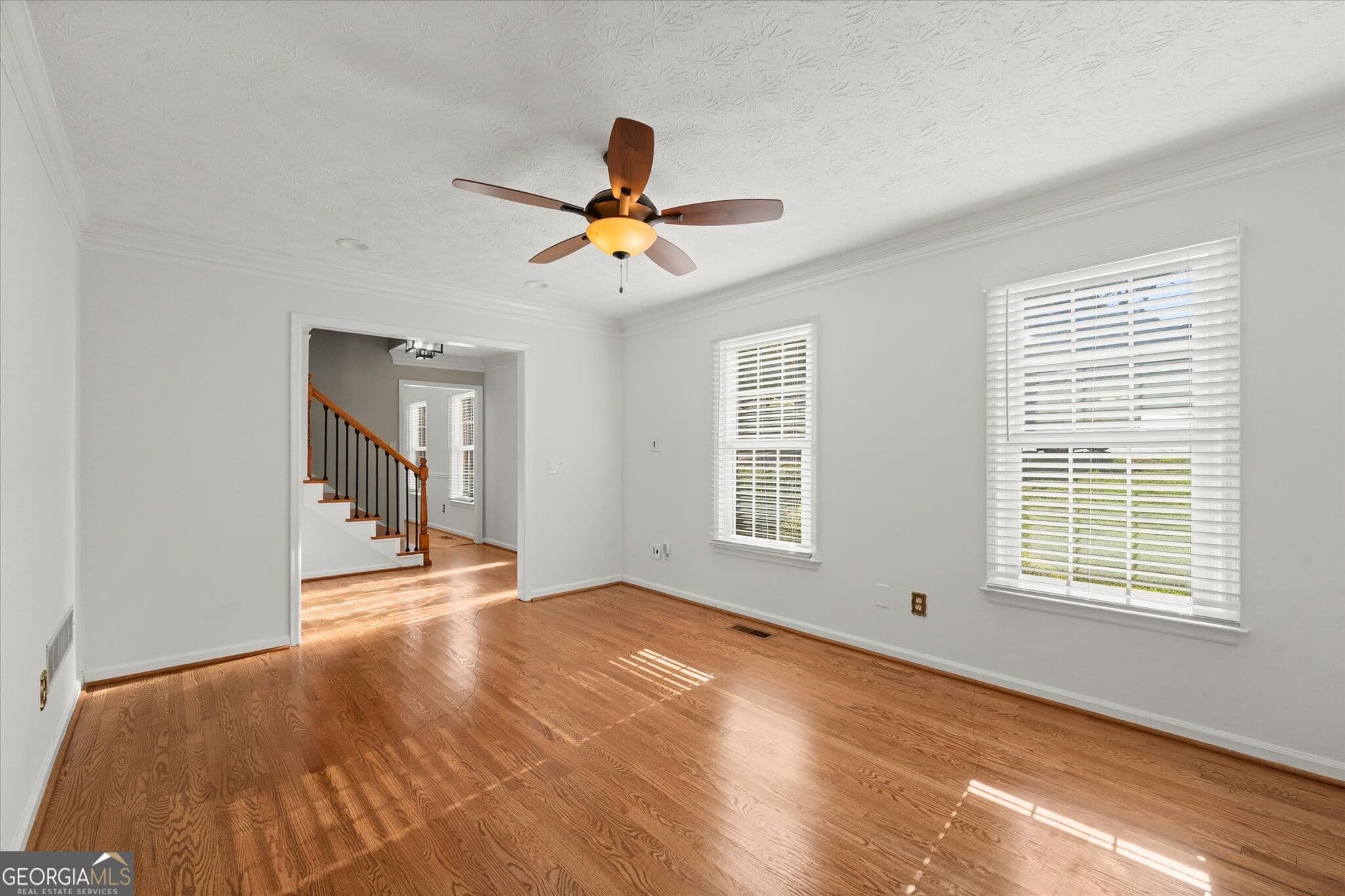 4 bedroom, 2.5 bathroom, 3,982 sq ft single family residence for sale at 4139 Bellflower Court, Roswell, GA 30075 — photo 9