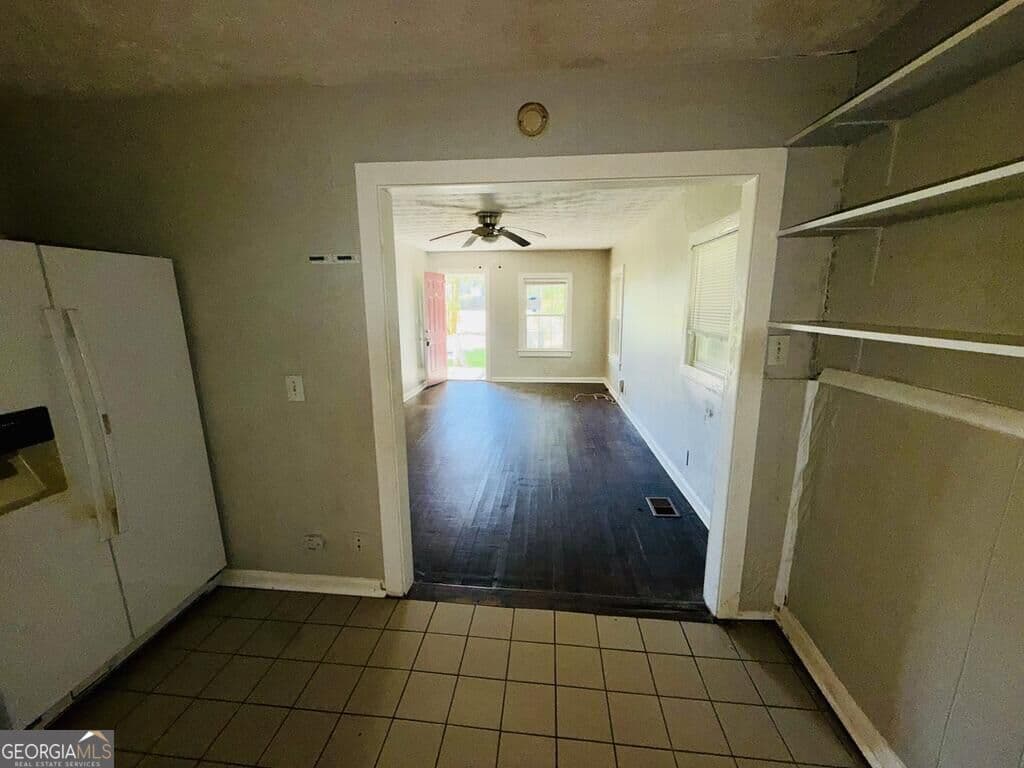 3 bedroom, 1 bathroom, 1,080 sq ft single family residence for sale at 2835 Burton Road, Atlanta, GA 30311 — photo 7