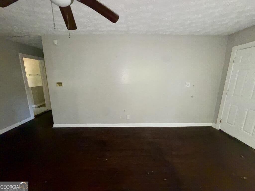 3 bedroom, 1 bathroom, 1,080 sq ft single family residence for sale at 2835 Burton Road, Atlanta, GA 30311 — photo 4