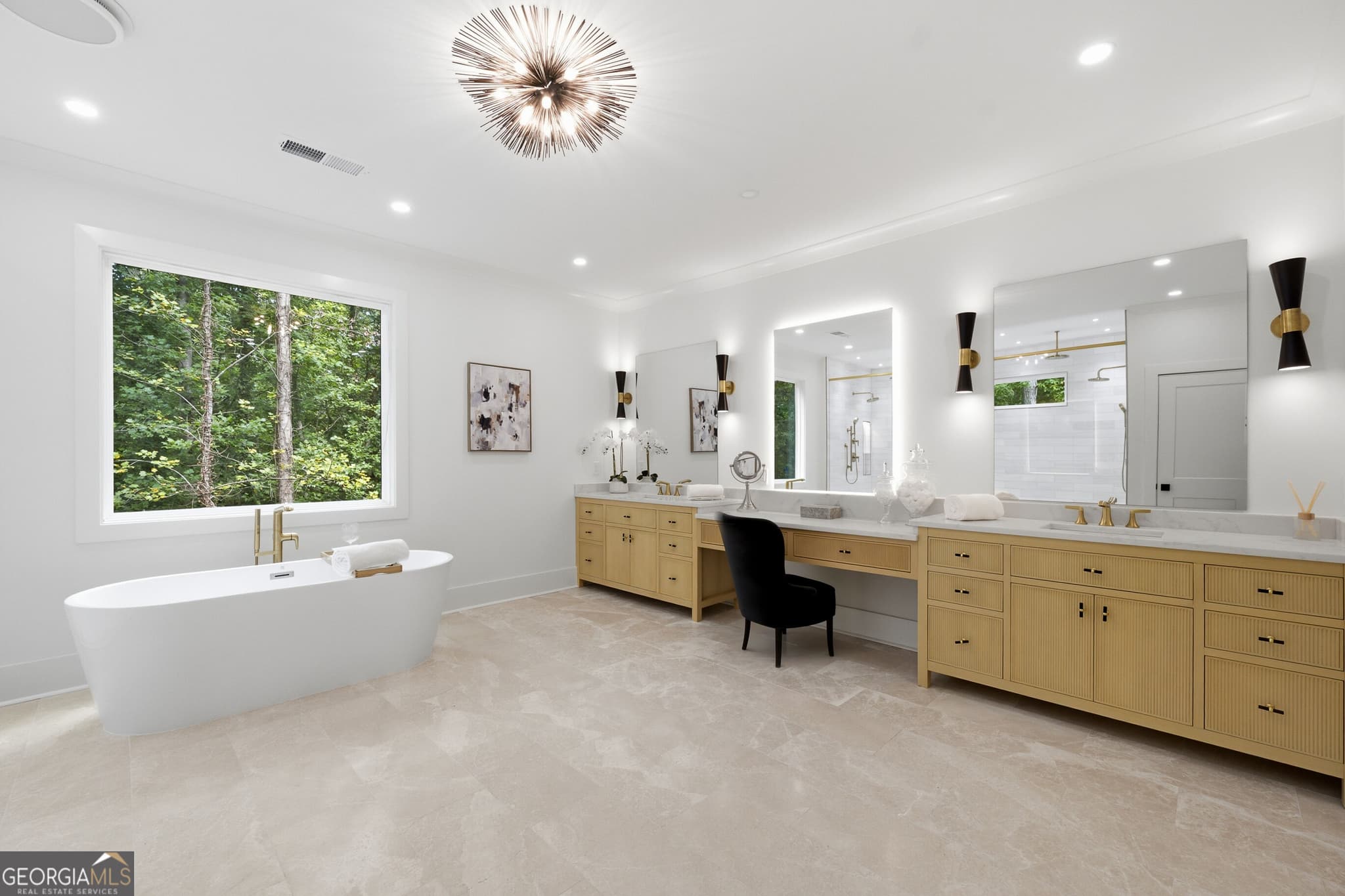 7 bedroom, 7 bathroom, 6,500 sq ft single family residence for sale at 132 Lakeshore Drive, Marietta, GA 30067 — photo 7