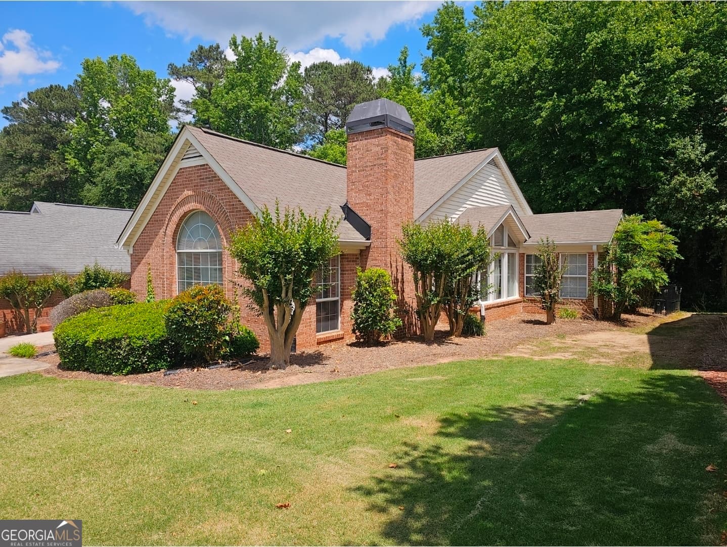 2 bedroom, 2 bathroom, 1,616 sq ft single family residence for sale at 165 Stratford Way, Fayetteville, GA 30214 — photo 5
