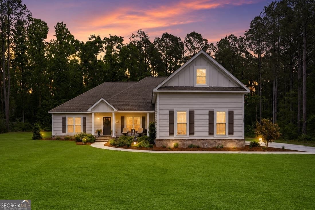 4 bedroom, 3 bathroom, 2,302 sq ft single family residence sold at 137 Windmill Plantation Drive, Statesboro, GA 30461