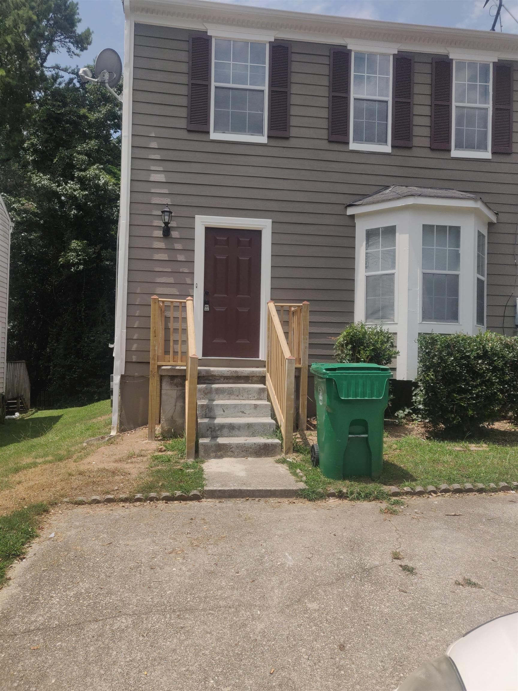 3 bedroom, 3.5 bathroom townhouse for rent at 2019 Marbut Trace, Lithonia, GA 30058 for $1,750 a month — photo 1 of 7