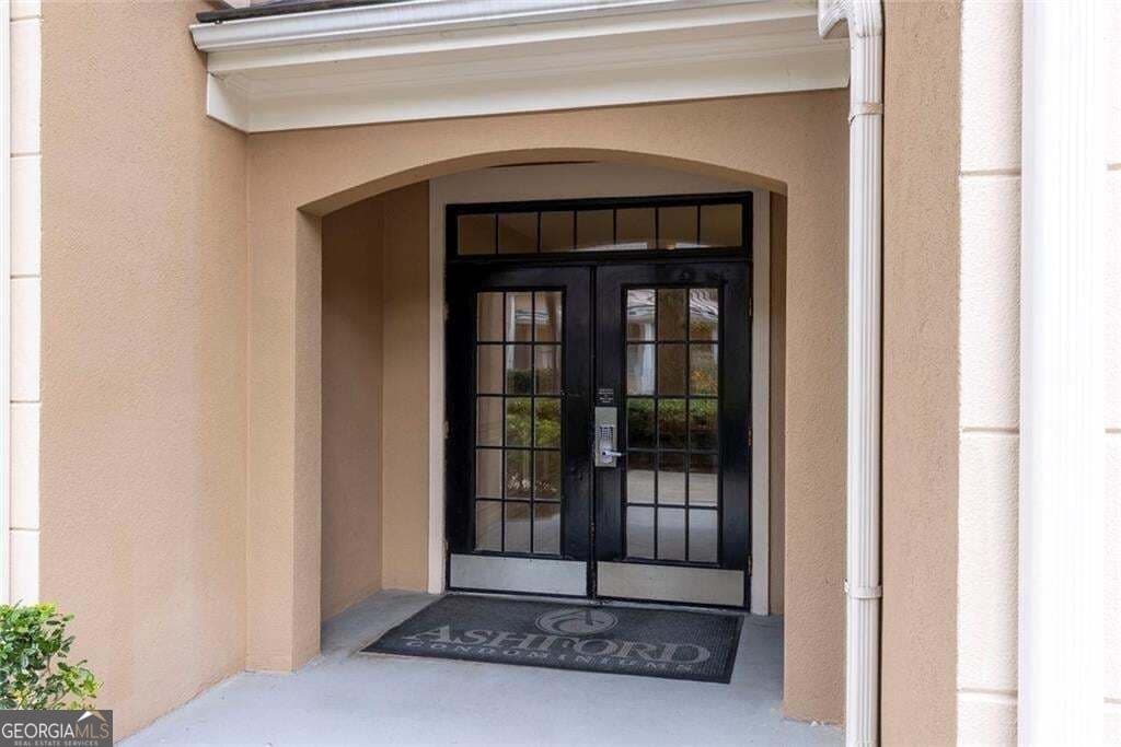 2 bedroom, 2 bathroom, 1,280 sq ft condominium for sale at 131 Ashford Circle 131, Dunwoody, GA 30338 — photo 3
