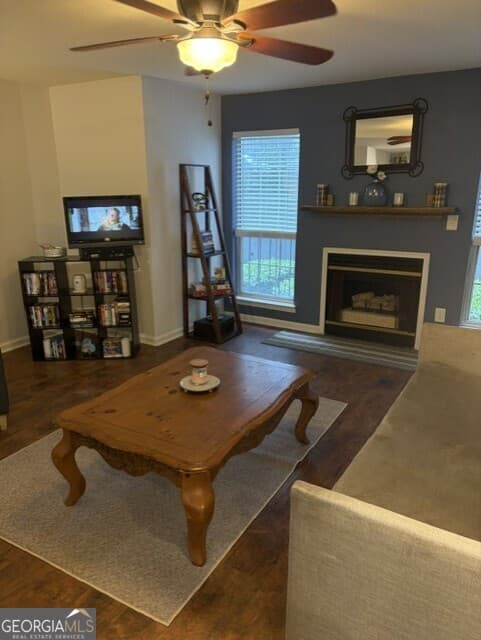 1 bedroom, 1 bathroom, 629 sq ft condominium for sale at 416 Granville Court, Sandy Springs, GA 30328 — photo 2