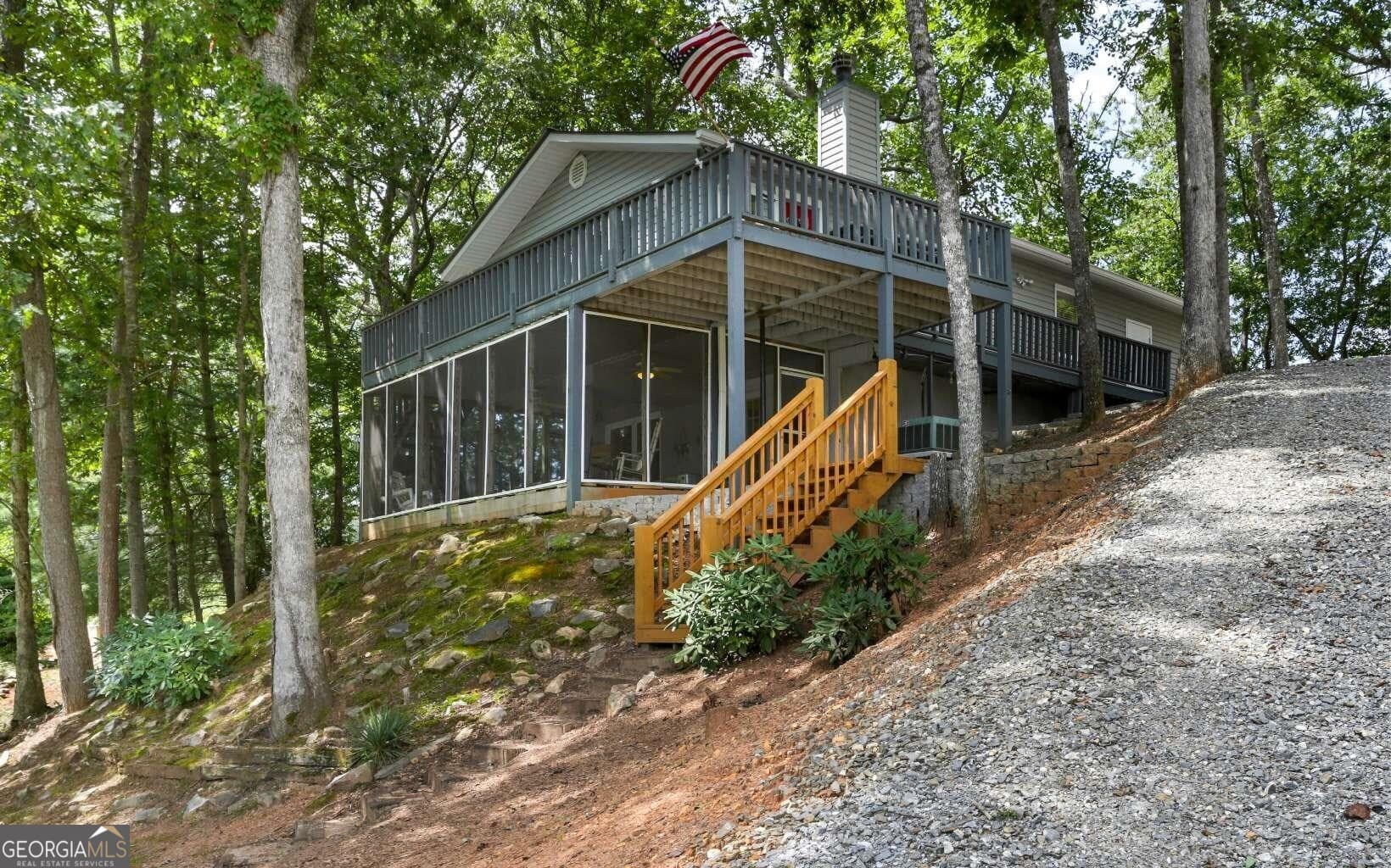 3 bedroom, 2 bathroom single family residence sold at 272 Hidden Cove Lane, Hayesville, NC 28904