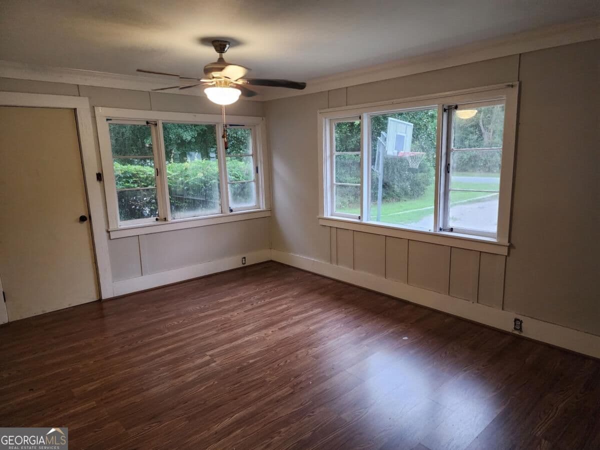 4 bedroom, 3 bathroom, 2,202 sq ft single family residence for sale at 402 W 3Rd Street, Woodbine, GA 31569 — photo 10