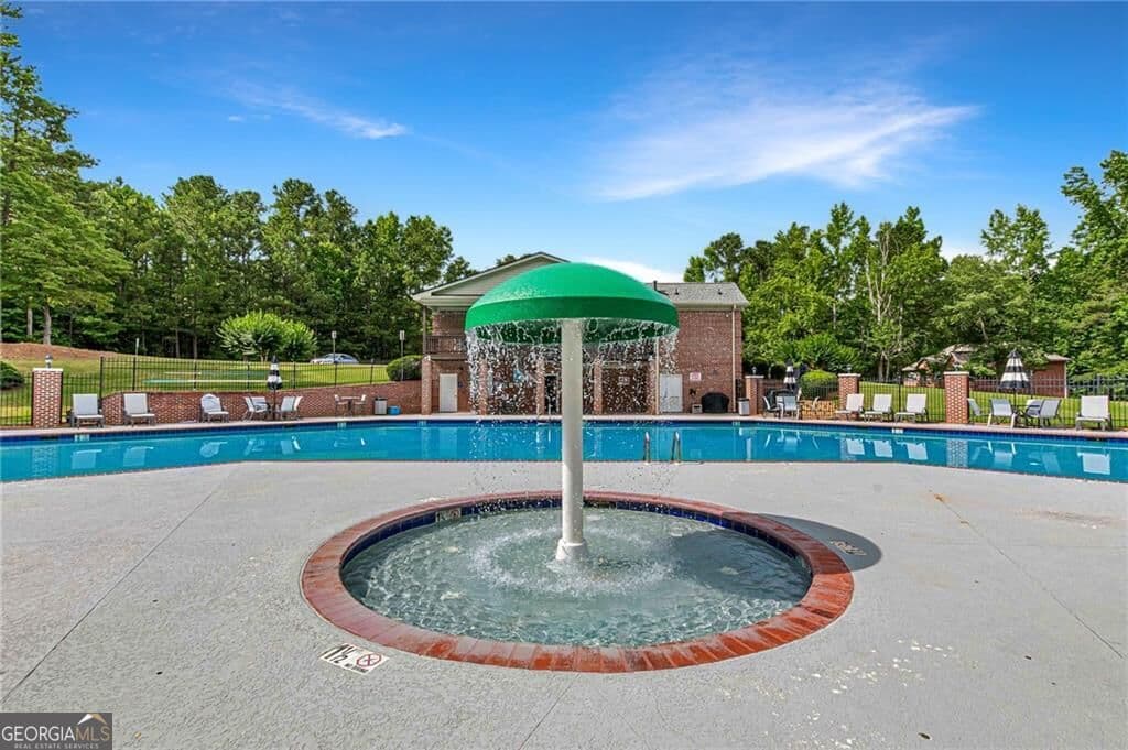5 bedroom, 3.5 bathroom, 4,617 sq ft single family residence for sale at 5950 Sequoia Lane, Douglasville, GA 30135 — photo 3