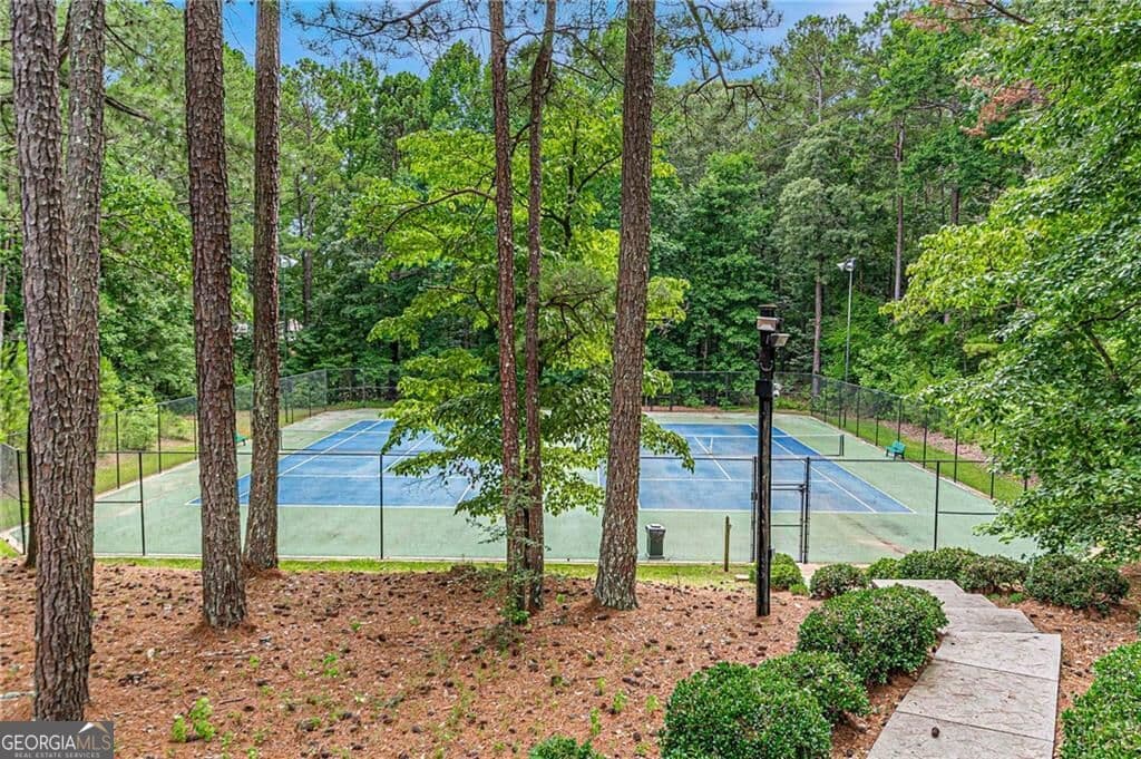 5 bedroom, 3.5 bathroom, 4,617 sq ft single family residence for sale at 5950 Sequoia Lane, Douglasville, GA 30135 — photo 5