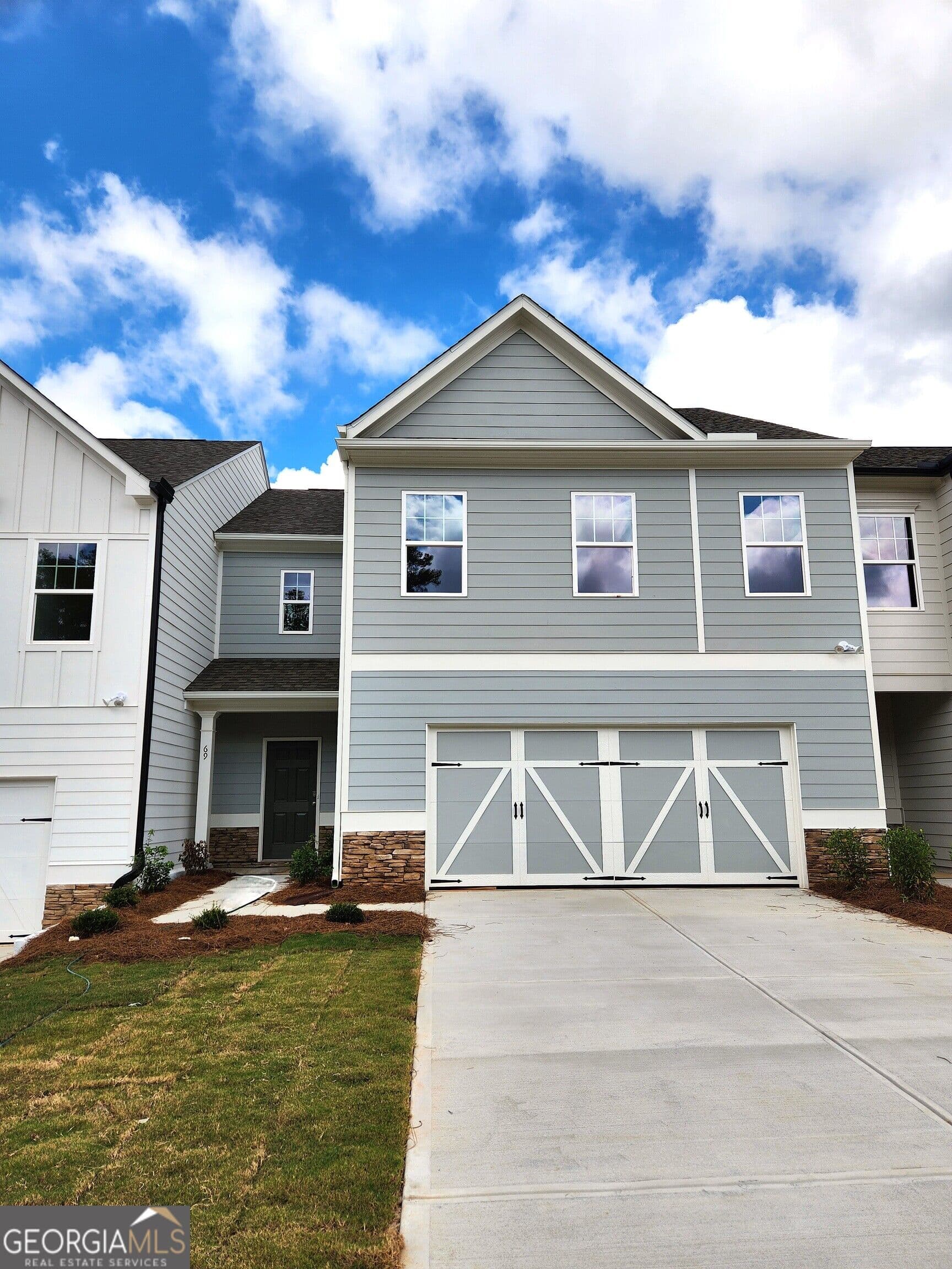 3 bedroom, 2.5 bathroom, 1,848 sq ft townhouse for sale at 69 Umber Lane LOT 37, Newnan, GA 30263