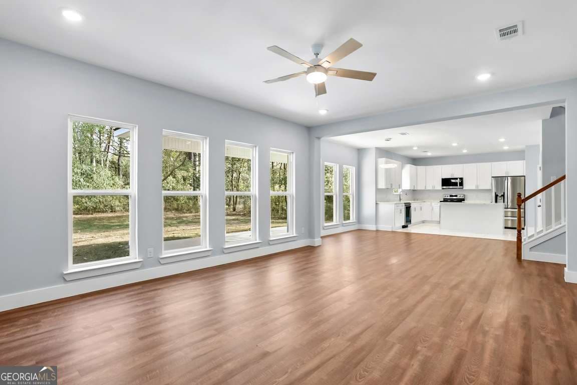 4 bedroom, 2.5 bathroom, 2,742 sq ft single family residence for sale at 220 Skinner Avenue, Pooler, GA 31322 — photo 10