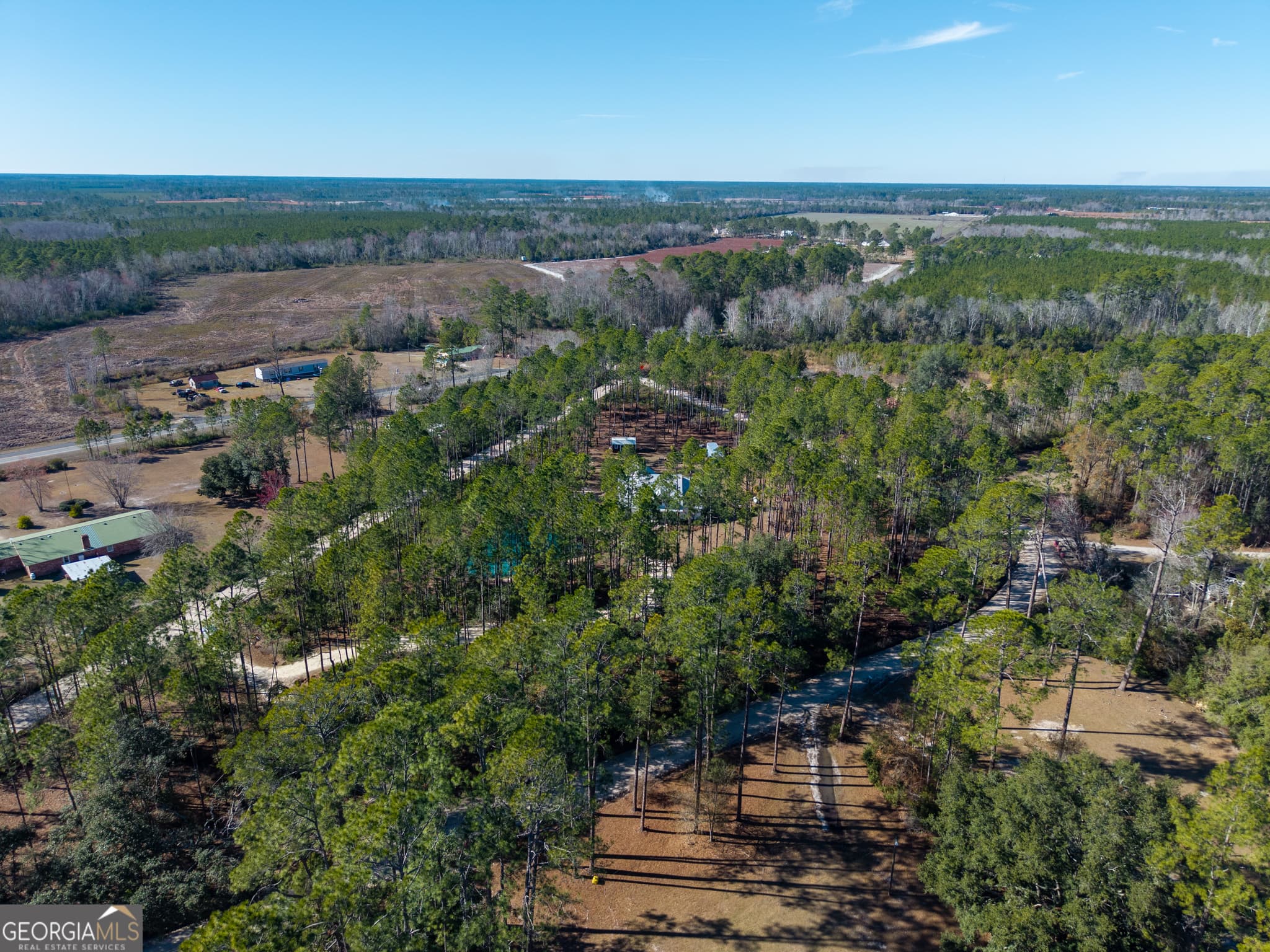 3 bedroom, 2 bathroom, 2,591 sq ft single family residence for sale at 219 Buck Griffis Road, Homerville, GA 31634 — photo 6