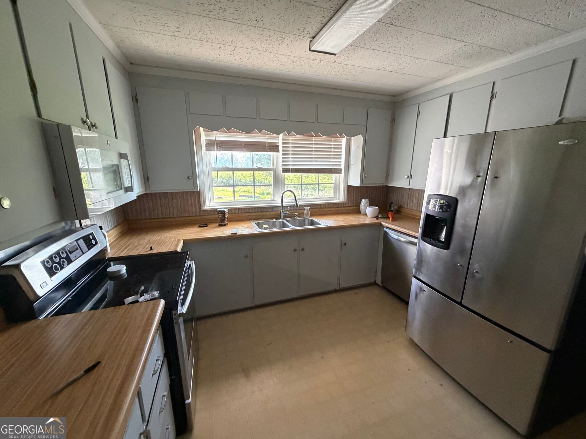 3 bedroom, 2 bathroom, 1,844 sq ft single family residence for sale at 4702 W Old Savannah Road, Millen, GA 30442 — photo 7
