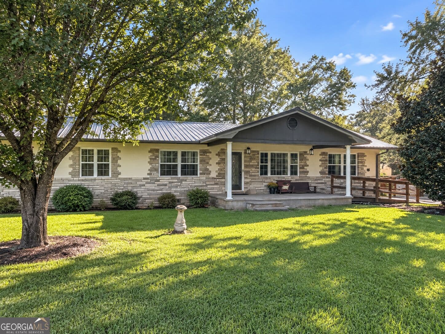 3 bedroom, 2 bathroom, 1,844 sq ft single family residence for sale at 4702 W Old Savannah Road, Millen, GA 30442