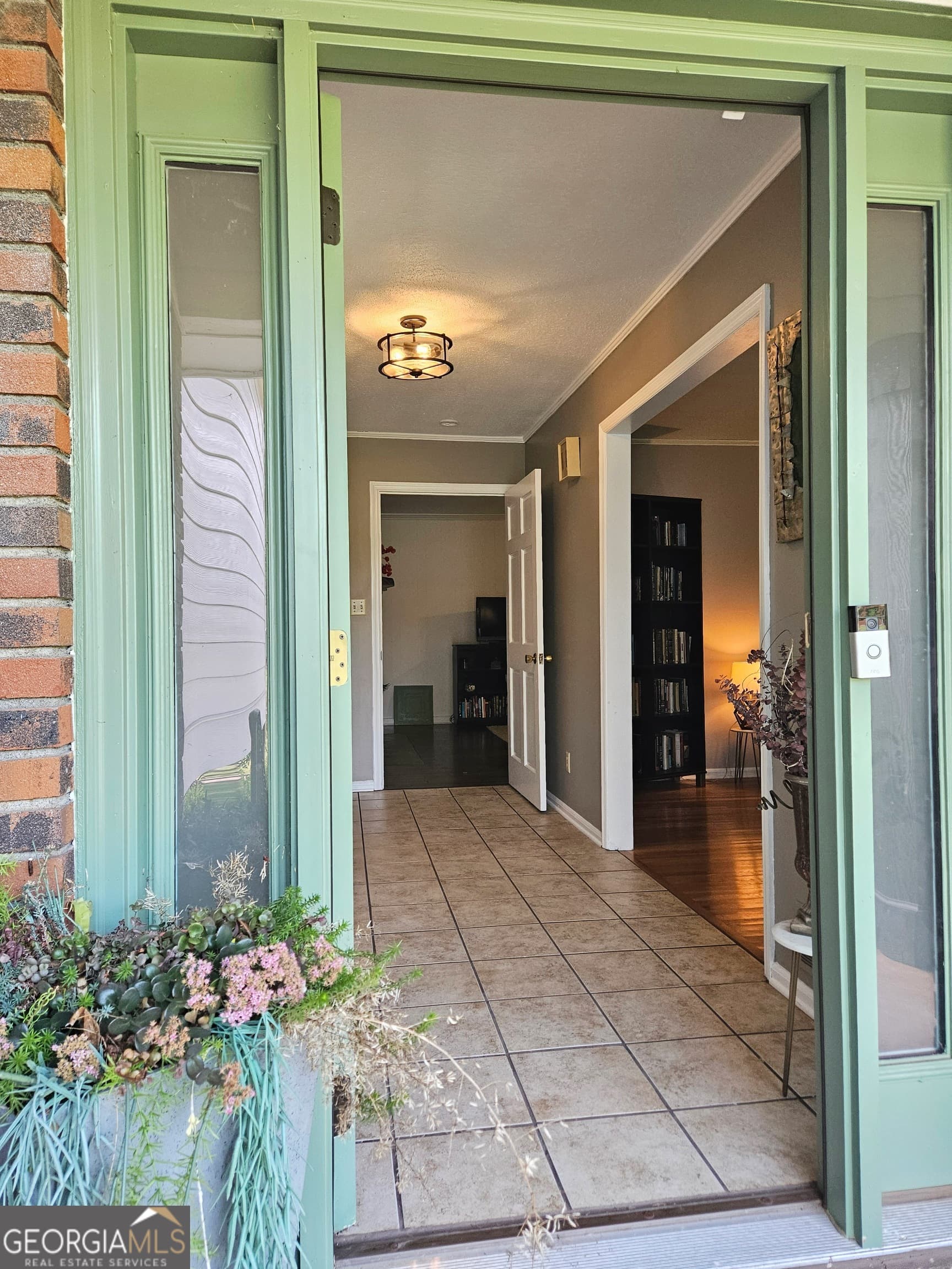5 bedroom, 3.5 bathroom, 3,531 sq ft single family residence for sale at 160 Edgewood Drive, Athens, GA 30606 — photo 2