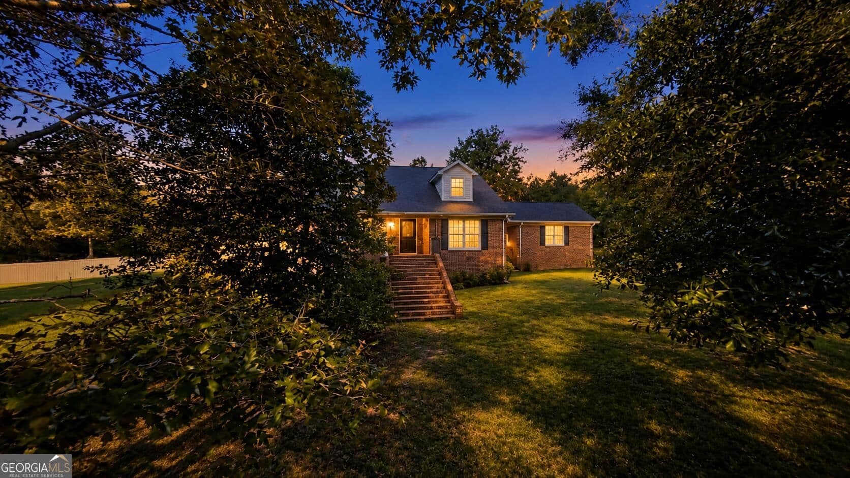 5 bedroom, 3 bathroom, 3,314 sq ft single family residence for sale at 2274 Oconee Church Road, Dublin, GA 31021 — photo 2