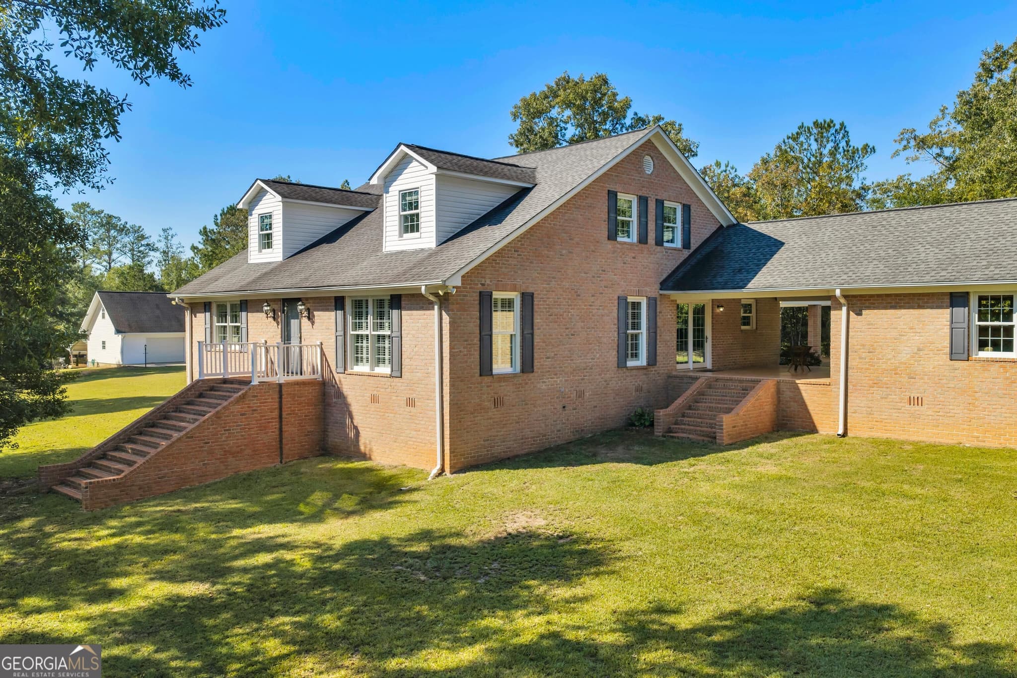 5 bedroom, 3 bathroom, 3,314 sq ft single family residence for sale at 2274 Oconee Church Road, Dublin, GA 31021 — photo 3