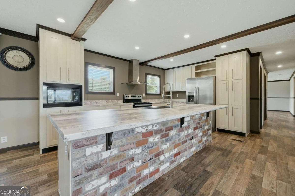 4 bedroom, 2 bathroom, 2,040 sq ft manufactured home,single family residence for sale at 23601 Georgia Highway 100, Roopville, GA 30170 — photo 6