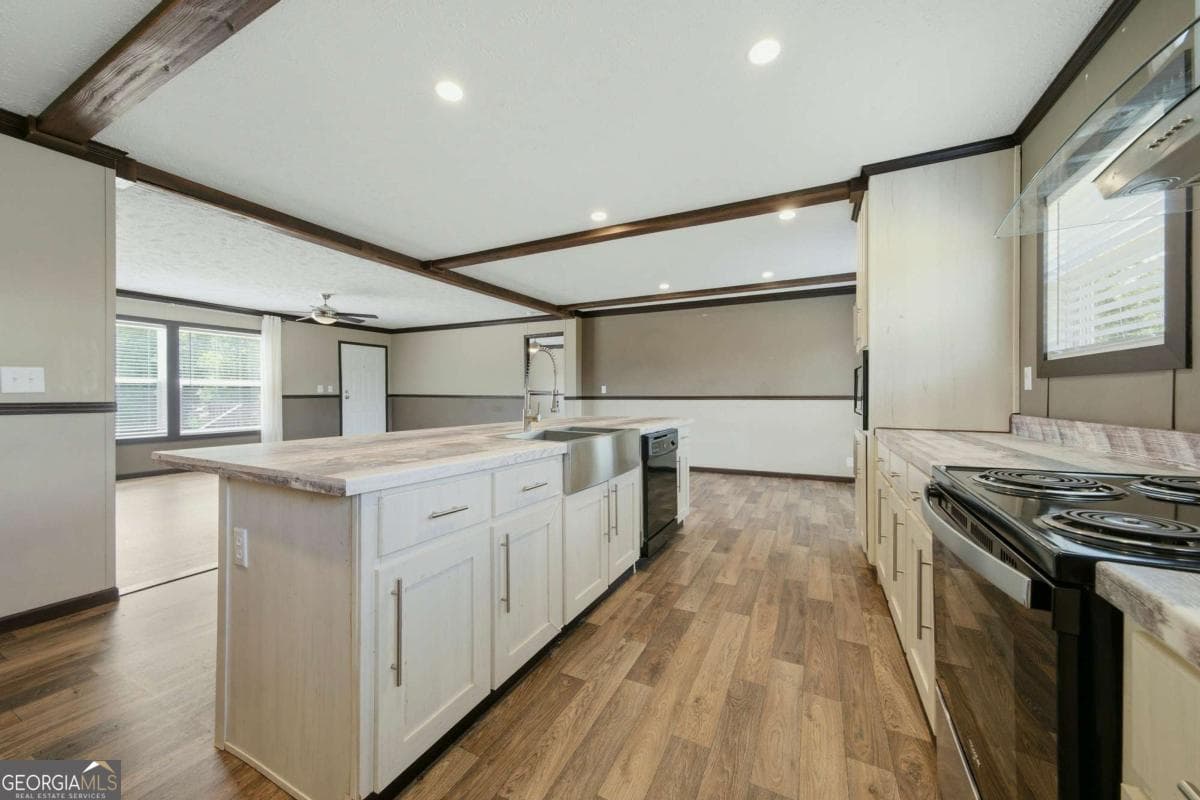 4 bedroom, 2 bathroom, 2,040 sq ft manufactured home,single family residence for sale at 23601 Georgia Highway 100, Roopville, GA 30170 — photo 10