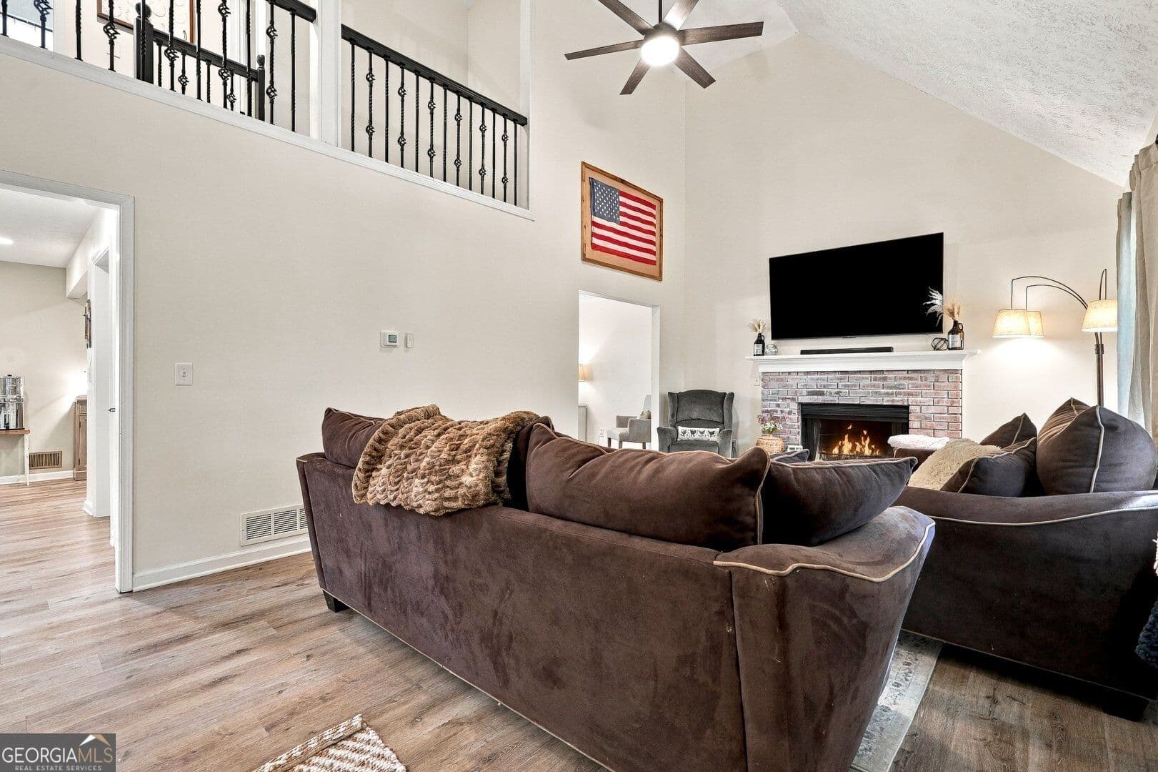 4 bedroom, 2 bathroom, 1,972 sq ft single family residence for sale at 3021 Mills Ridge Drive, Canton, GA 30114 — photo 8