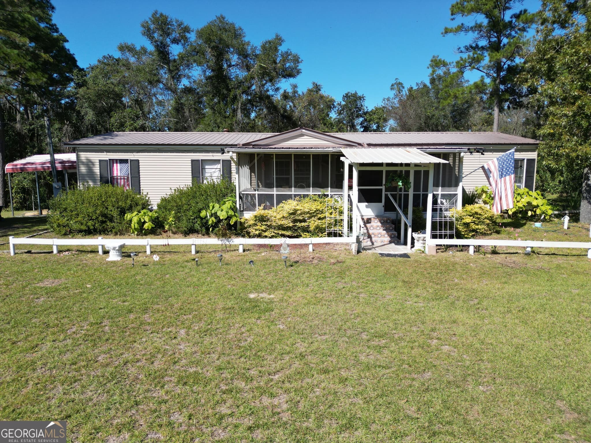 4 bedroom, 2 bathroom, 1,792 sq ft manufactured home,single family residence for sale at 5701 Raybon Road, Hoboken, GA 31542