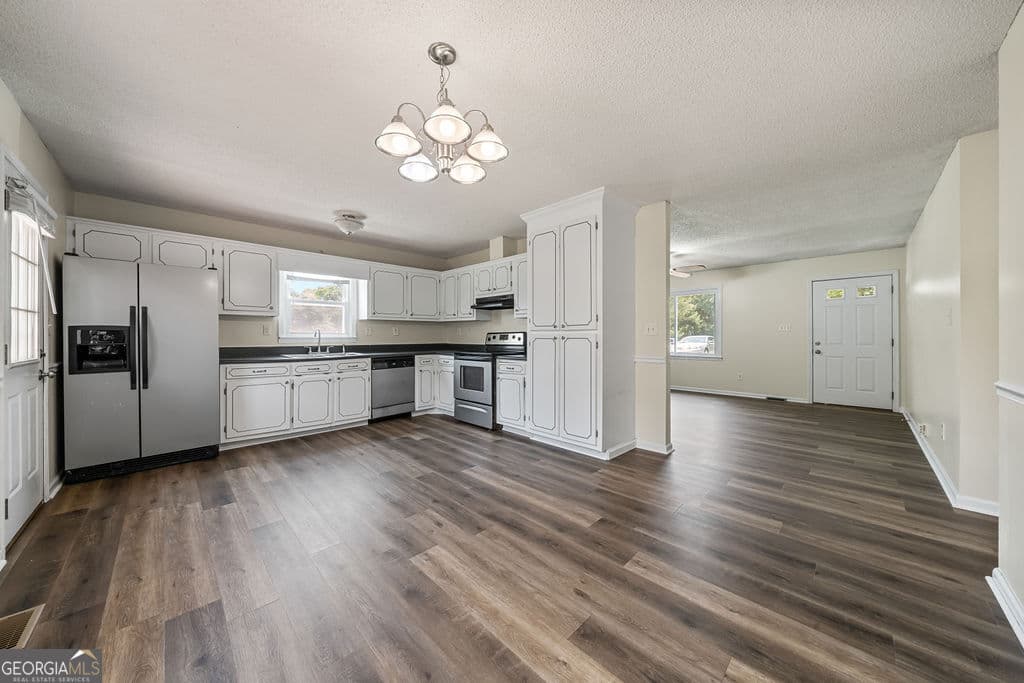 3 bedroom, 2 bathroom, 1,344 sq ft single family residence for sale at 135 Manning Mill Road, Adairsville, GA 30103 — photo 9