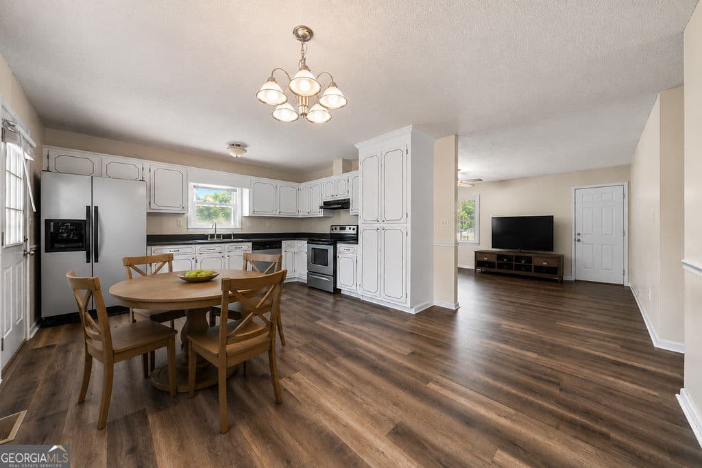 3 bedroom, 2 bathroom, 1,344 sq ft single family residence for sale at 135 Manning Mill Road, Adairsville, GA 30103 — photo 10