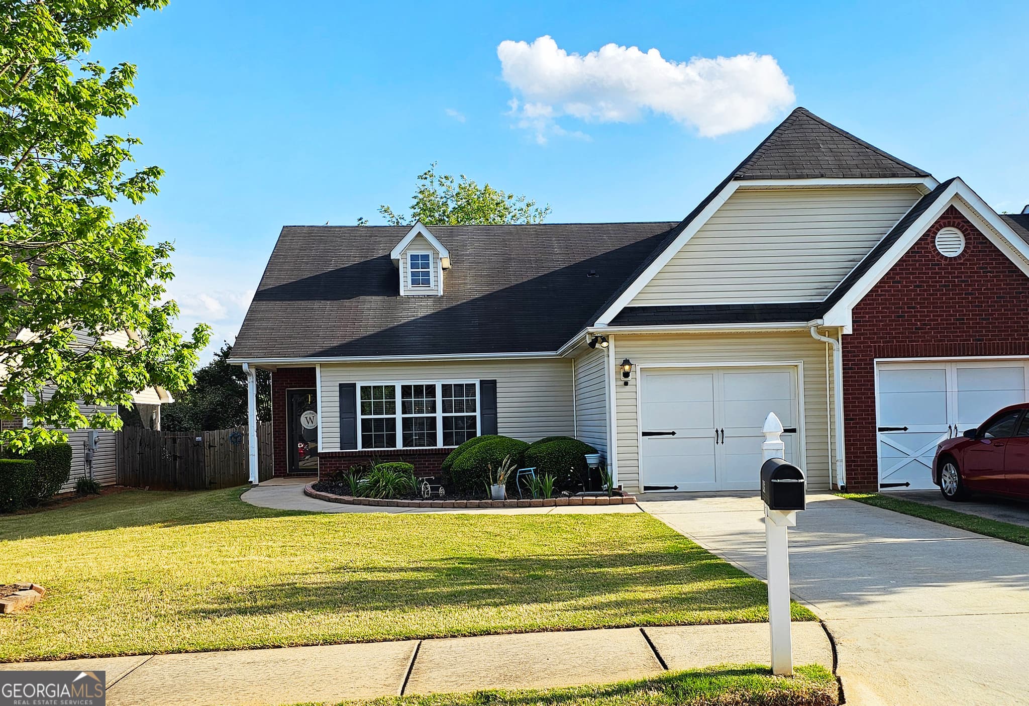 2 bedroom, 2 bathroom, 1,497 sq ft townhouse sold at 845 City Park Drive, Mcdonough, GA 30252