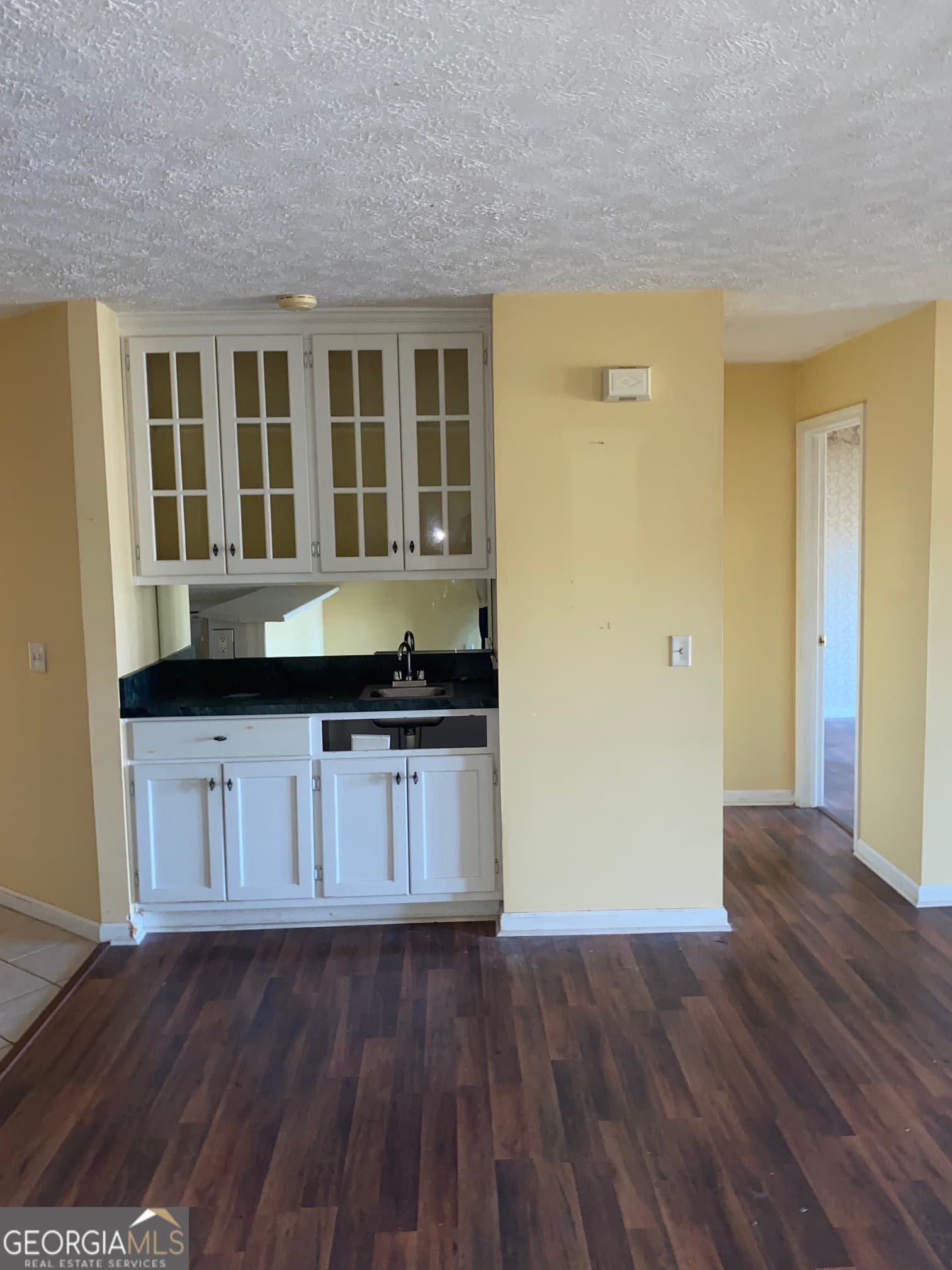3 bedroom, 3 bathroom, 1,696 sq ft condominium for sale at 300 Ginger Creek Lane 303, Clayton, GA 30525 — photo 4