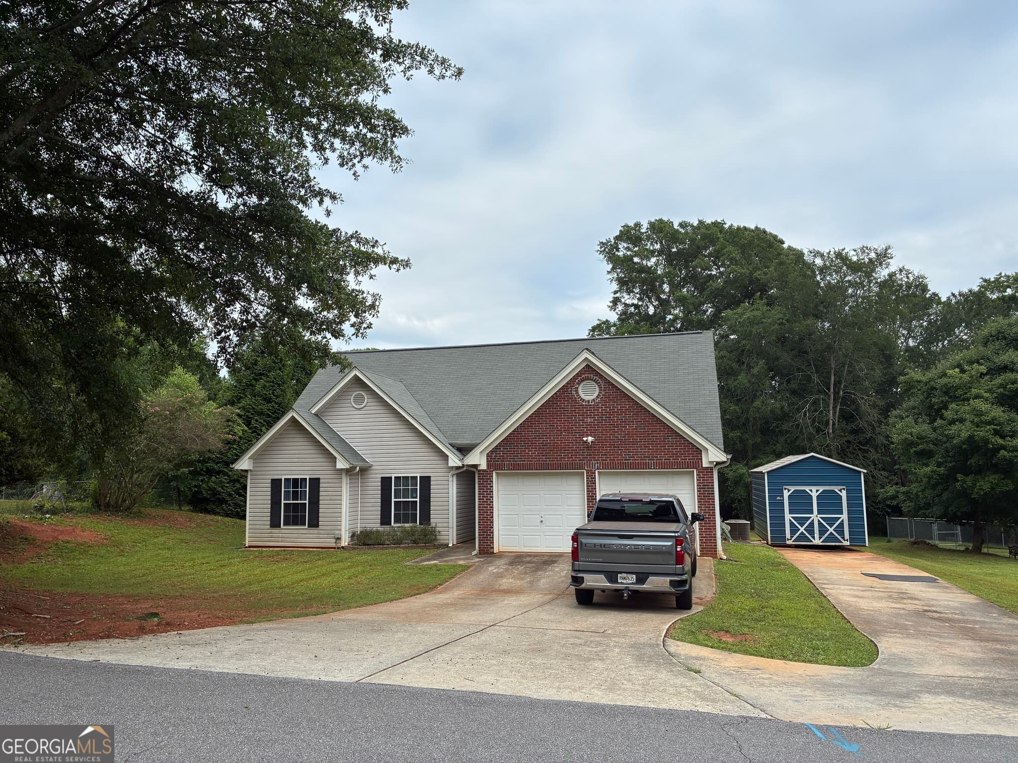 3 bedroom, 2 bathroom, 1,362 sq ft single family residence sold at 232 McArthur Street, Commerce, GA 30529