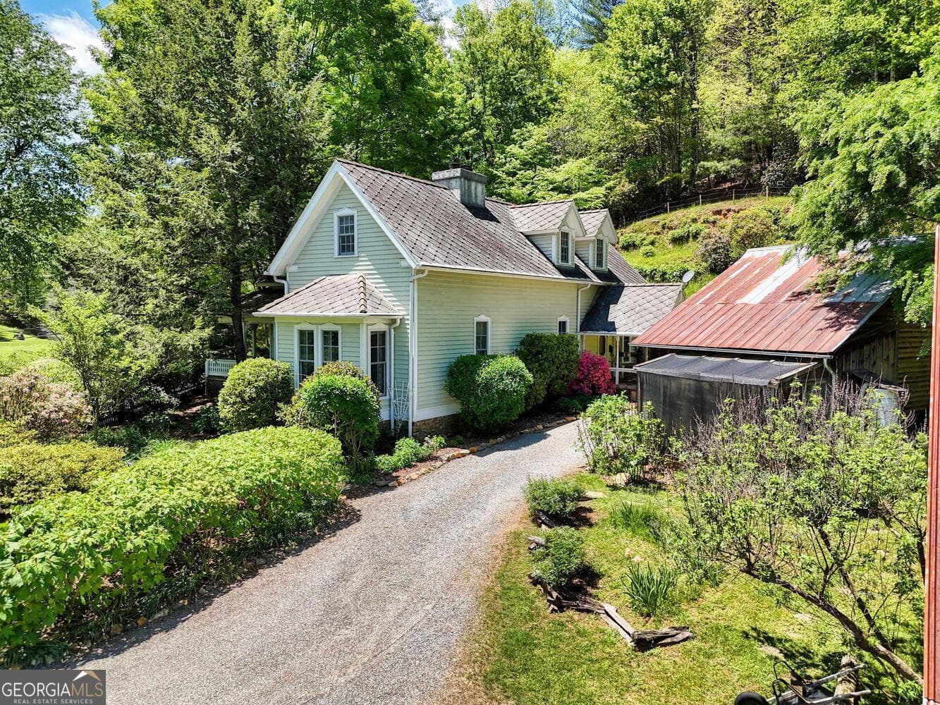 5 bedroom, 3.5 bathroom single family residence for sale at 2350 Dial Road, Blue Ridge, GA 30513 — photo 3