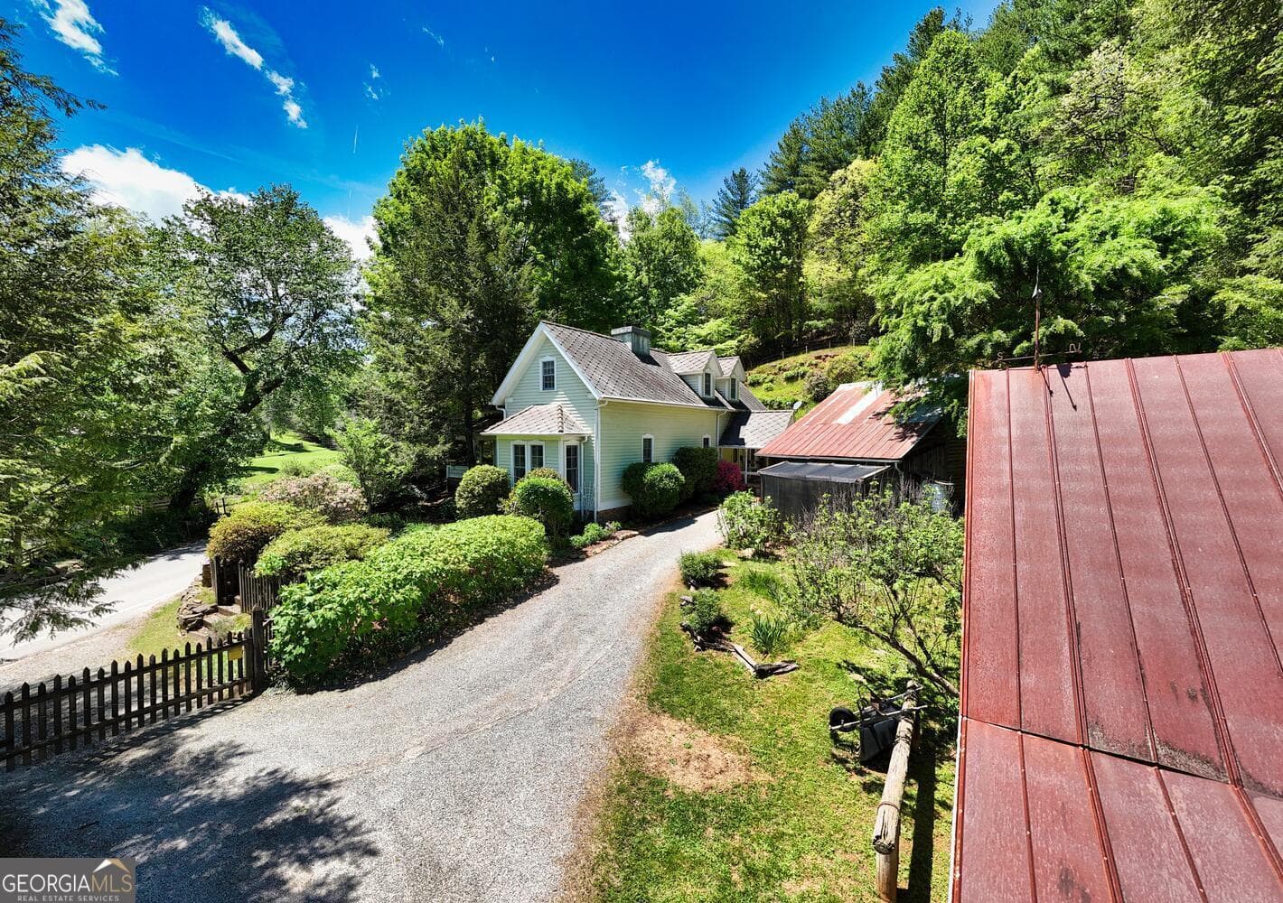 5 bedroom, 3.5 bathroom single family residence for sale at 2350 Dial Road, Blue Ridge, GA 30513 — photo 5
