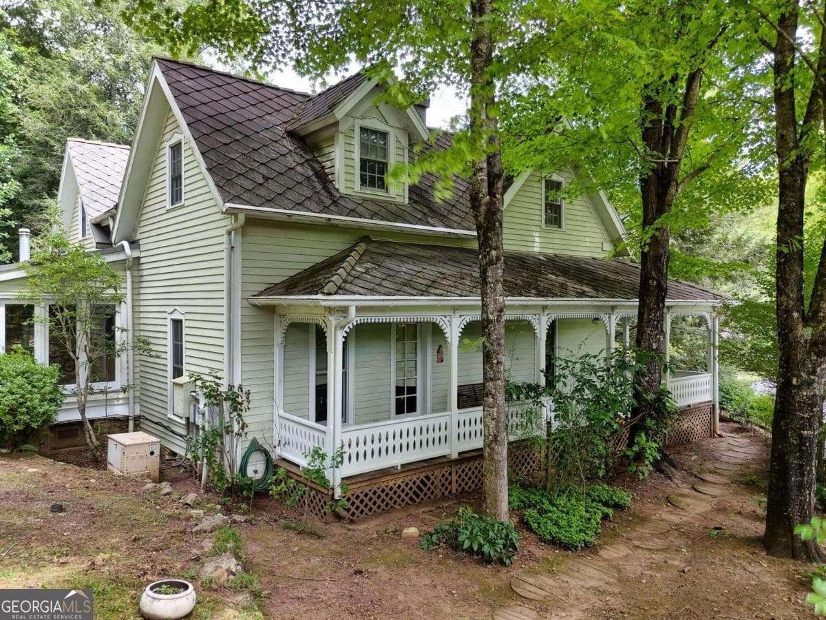 5 bedroom, 3.5 bathroom single family residence for sale at 2350 Dial Road, Blue Ridge, GA 30513 — photo 4