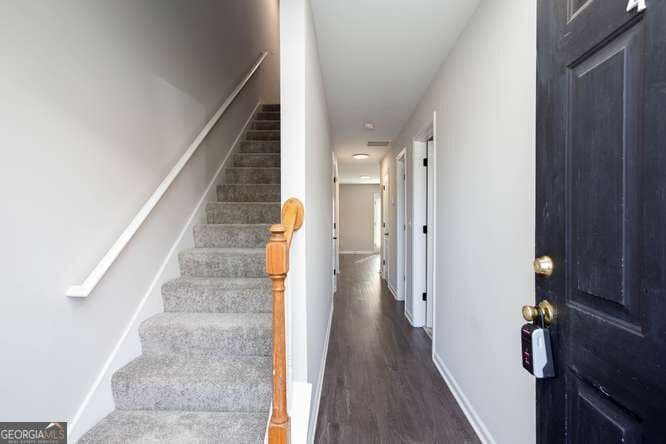 3 bedroom, 2.5 bathroom condominium for sale at 7712 Autry Circle 405, Douglasville, GA 30134 — photo 2