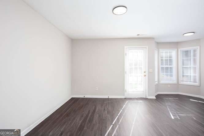 3 bedroom, 2.5 bathroom condominium for sale at 7712 Autry Circle 405, Douglasville, GA 30134 — photo 3