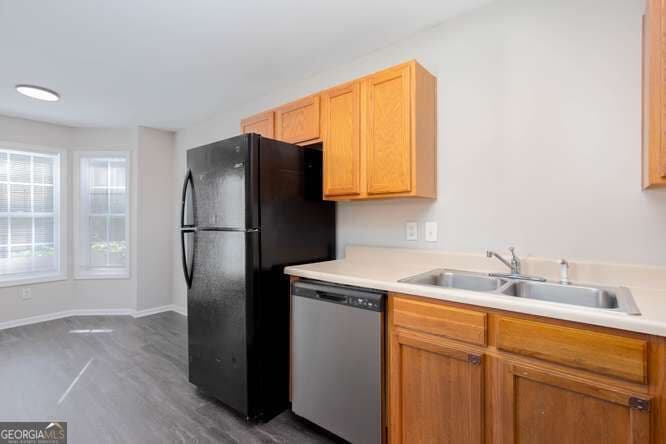 3 bedroom, 2.5 bathroom condominium for sale at 7712 Autry Circle 405, Douglasville, GA 30134 — photo 9