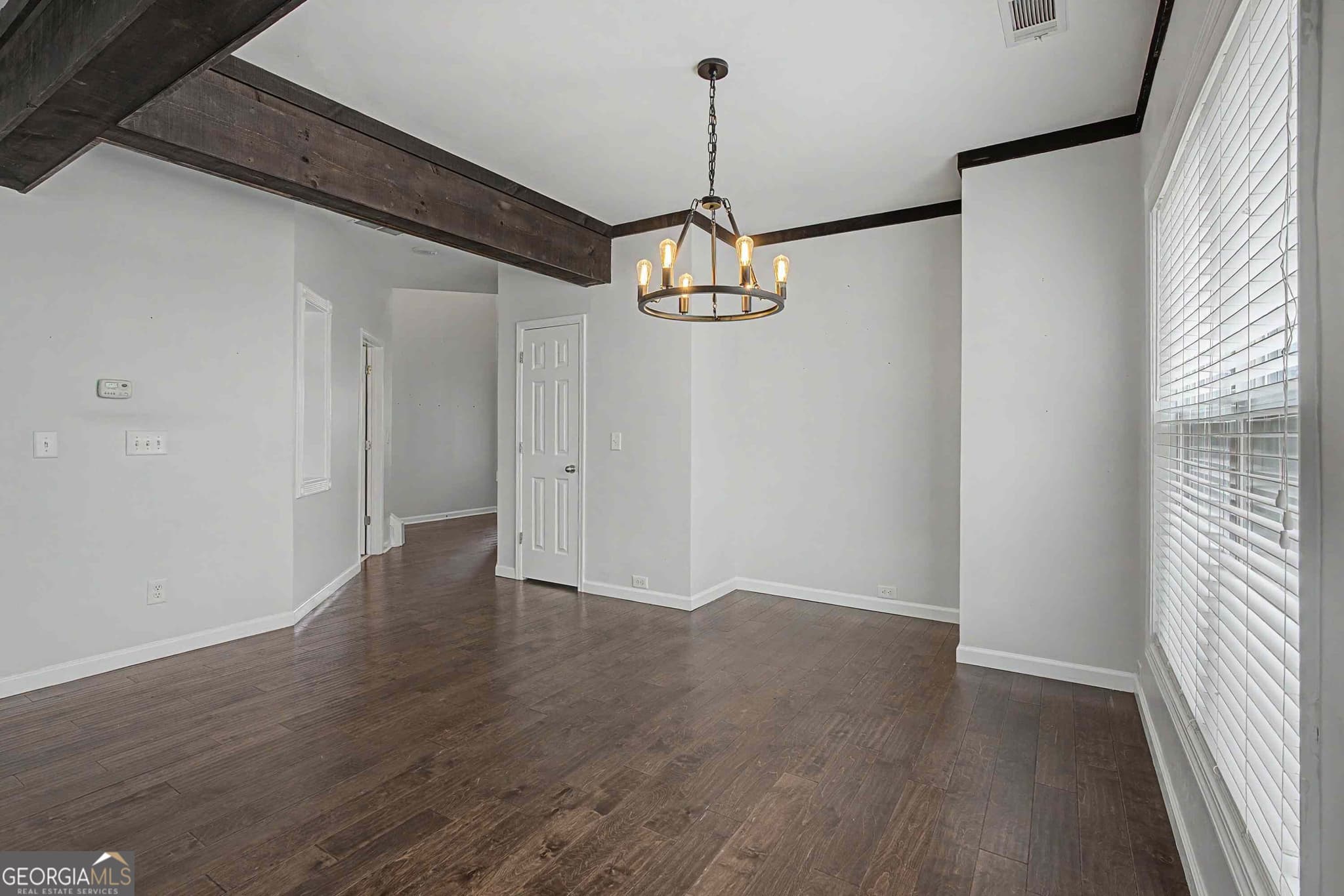 3 bedroom, 2.5 bathroom, 1,878 sq ft single family residence for rent at 6060 Bentley Way, Cumming, GA 30040 for $2,250 a month — photo 6