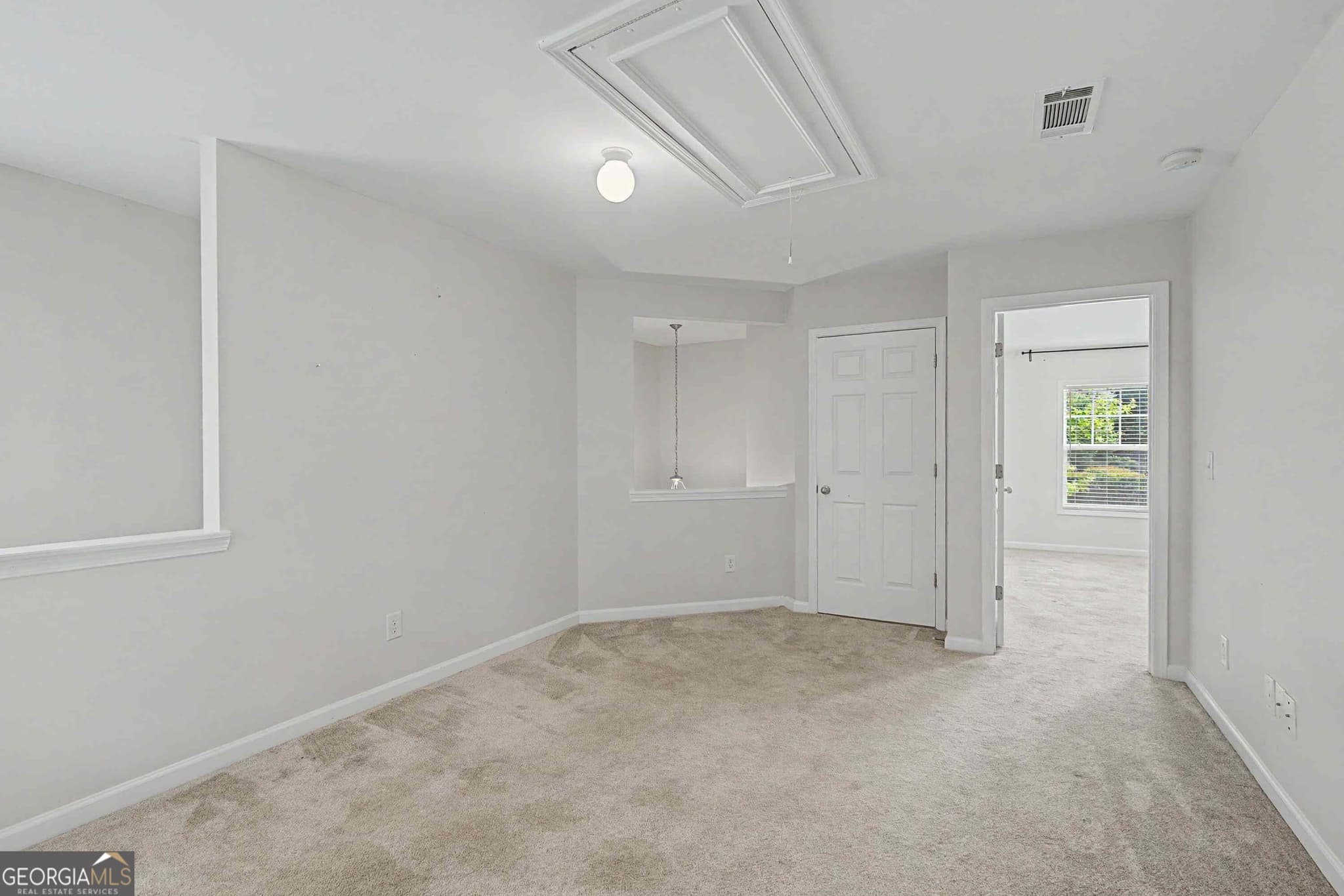 3 bedroom, 2.5 bathroom, 1,878 sq ft single family residence for rent at 6060 Bentley Way, Cumming, GA 30040 for $2,250 a month — photo 10