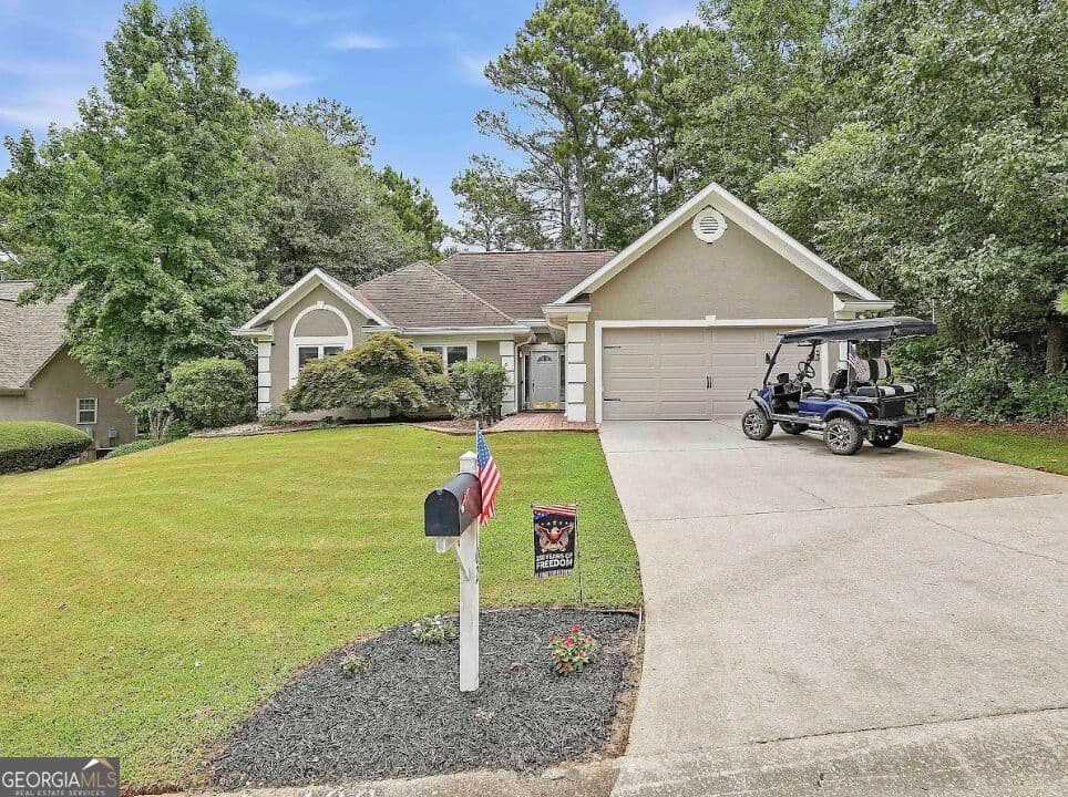 3 bedroom, 2 bathroom, 1,725 sq ft single family residence for rent at 102 Belvedere Lane, Peachtree City, GA 30269 for $2,800 a month — photo 1 of 1
